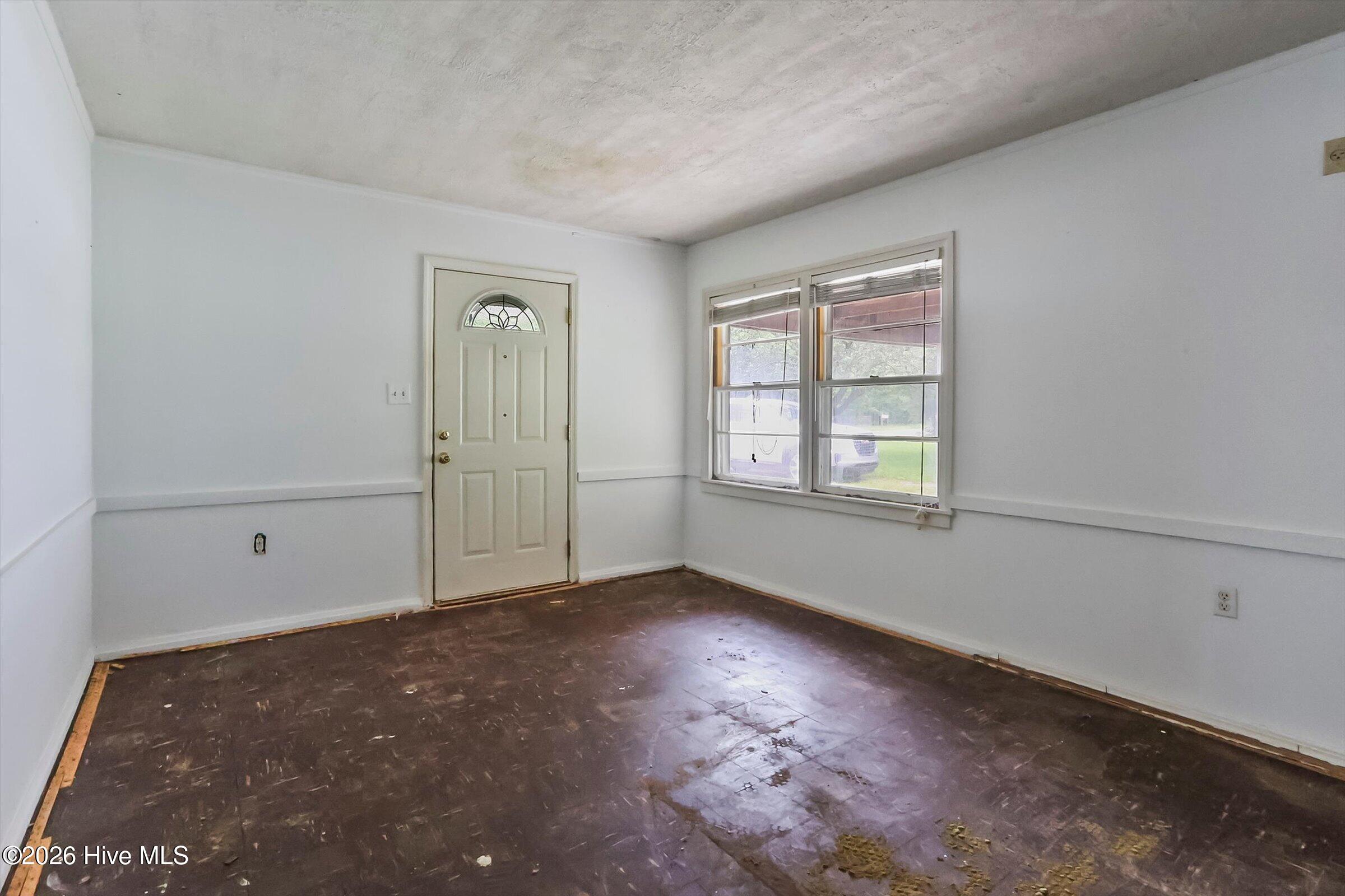 108 Smallridge Street Property Photo 6