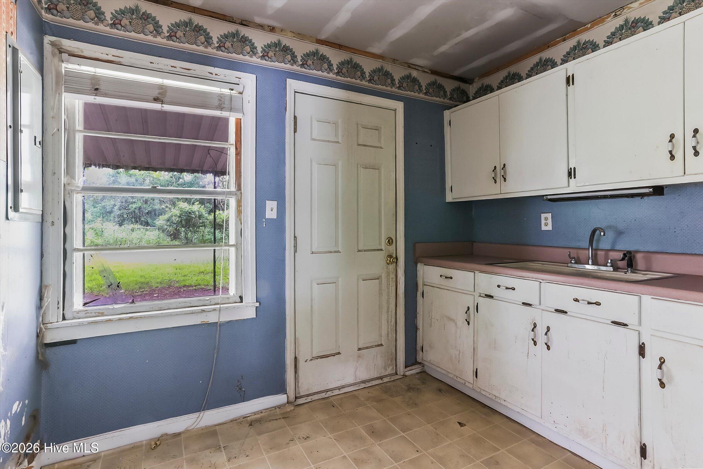 108 Smallridge Street Property Photo 8