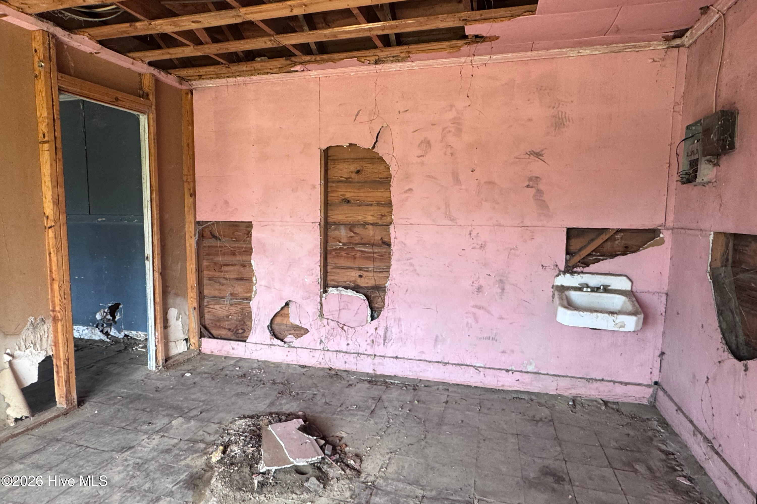 5524 Old Us Highway 74 Property Photo 5