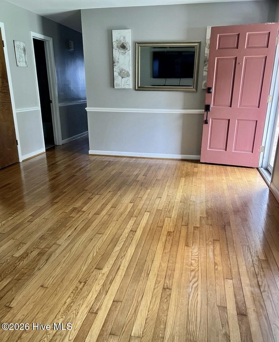608 Forest Acres Drive Property Photo 4