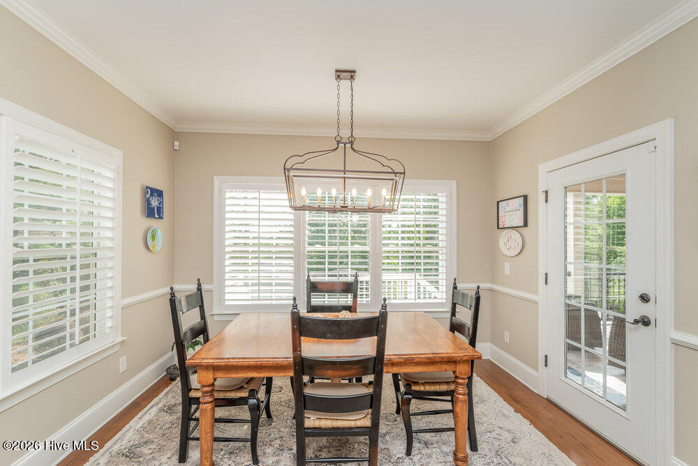 295 River Wind Drive Property Photo 12
