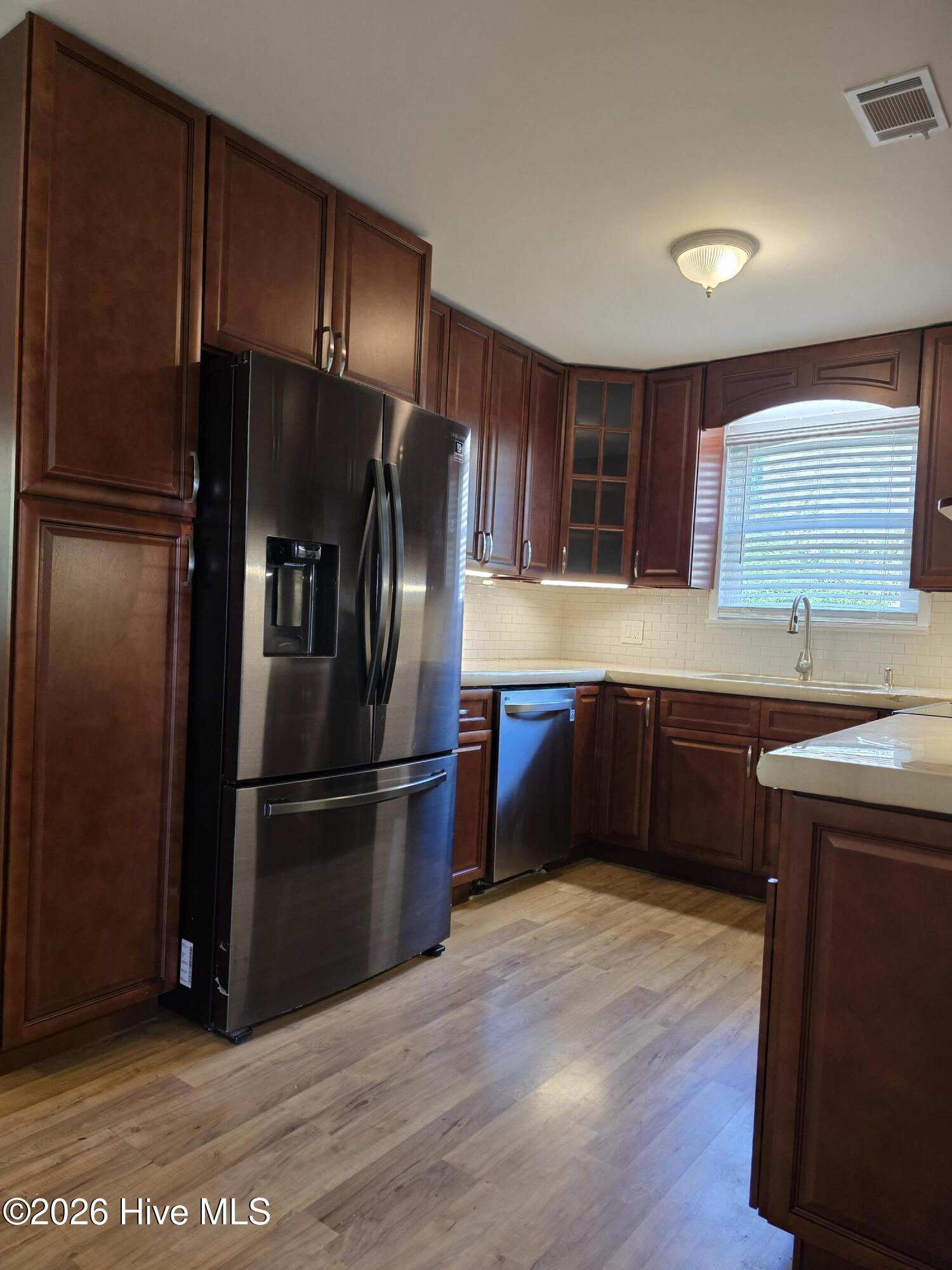 3018 Sterling Road Property Photo 8
