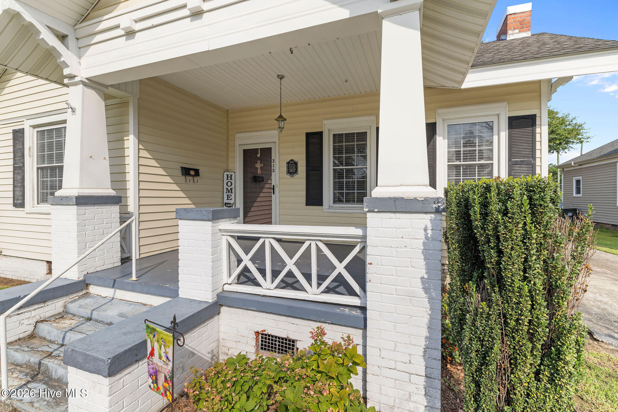 313 N Breazeale Avenue Property Photo 4