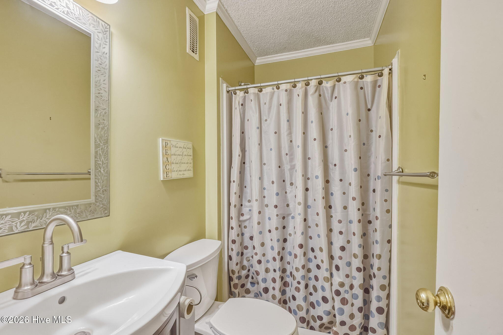 89 Country Club Drive Apt B1 Property Photo 18