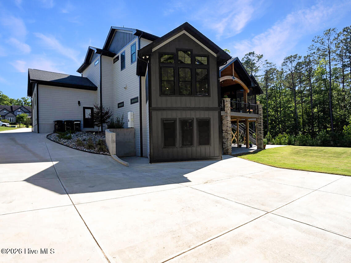 150 Stella Court Property Photo 68