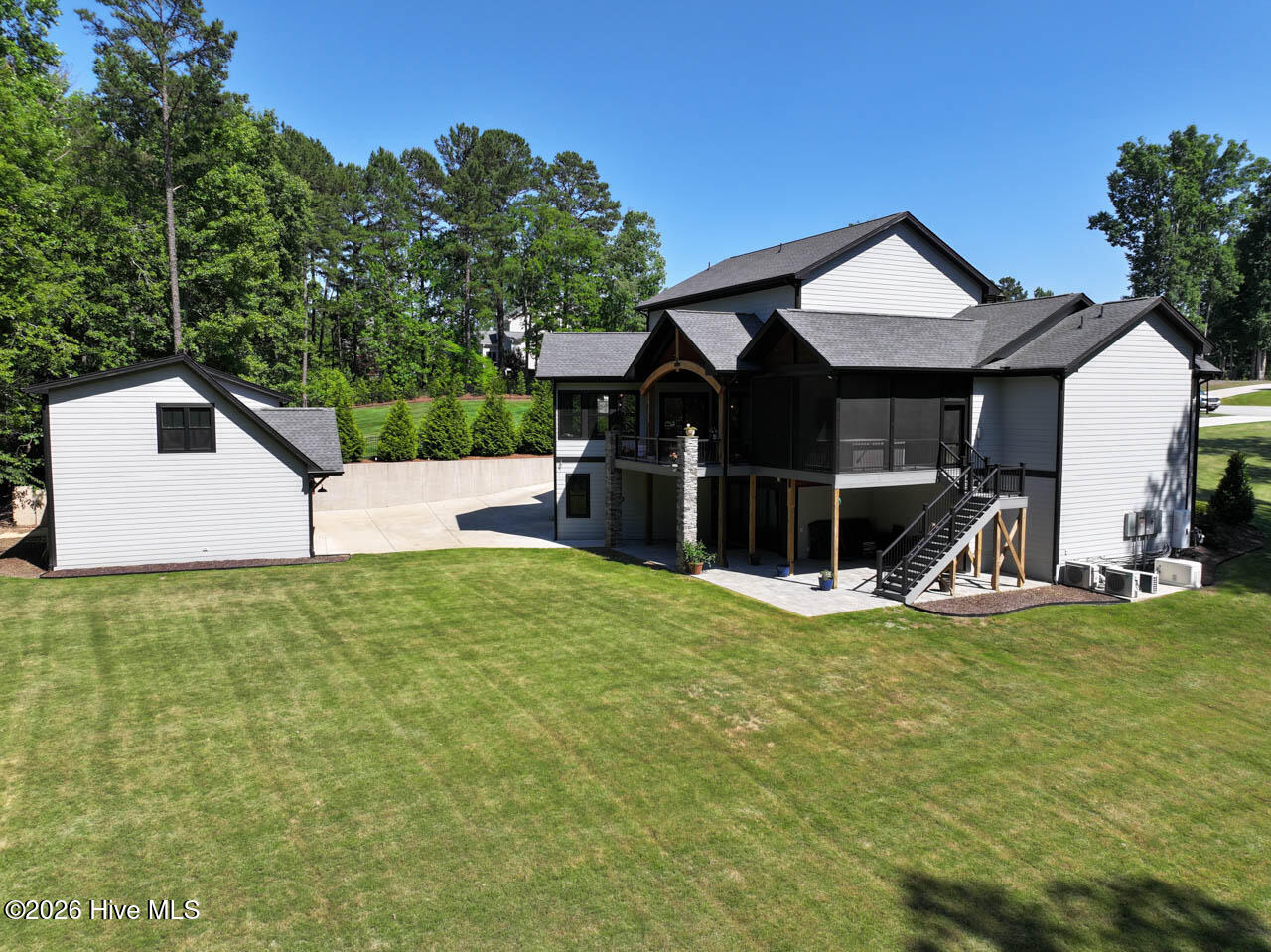 150 Stella Court Property Photo 86