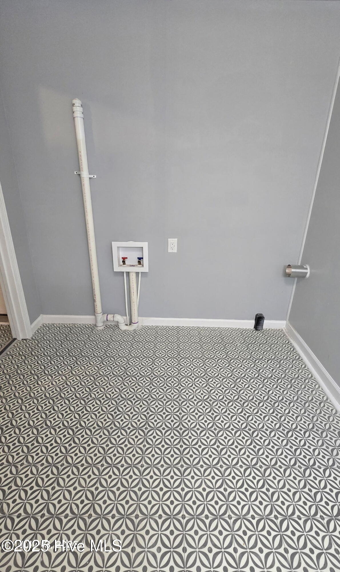 18 Crown Point Road Property Photo 24