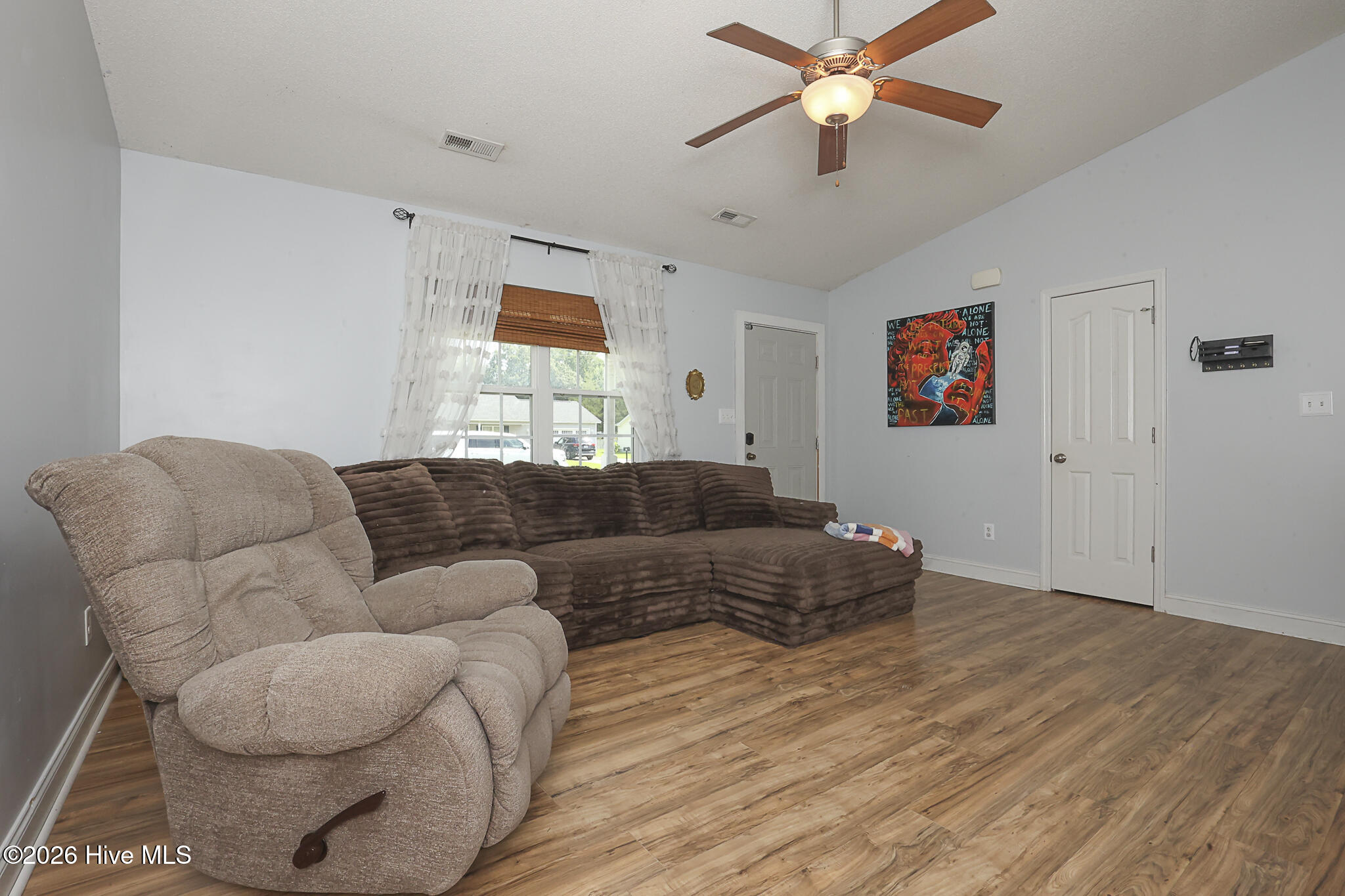 102 Turtle Creek Court Property Photo 4
