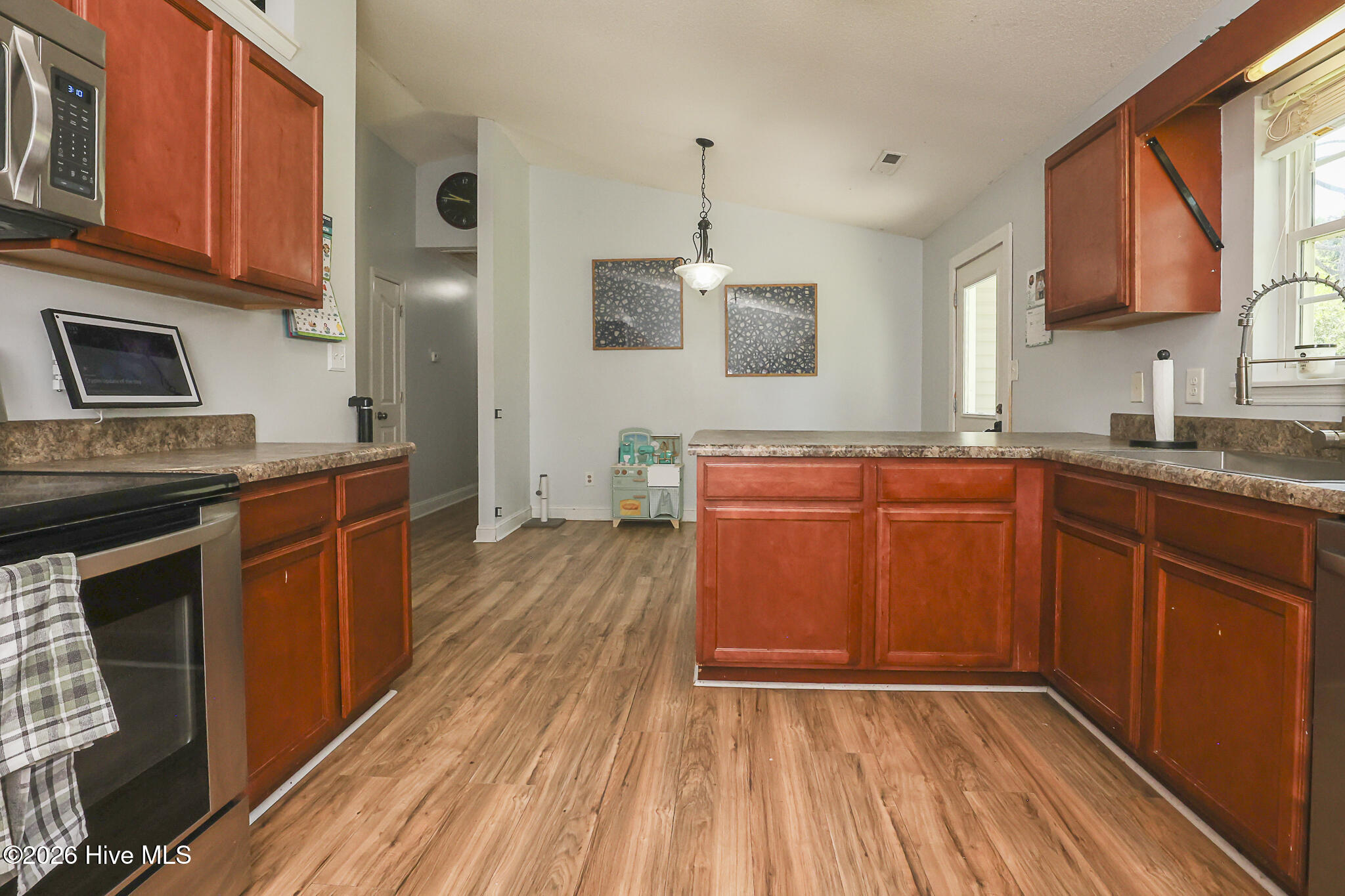 102 Turtle Creek Court Property Photo 12