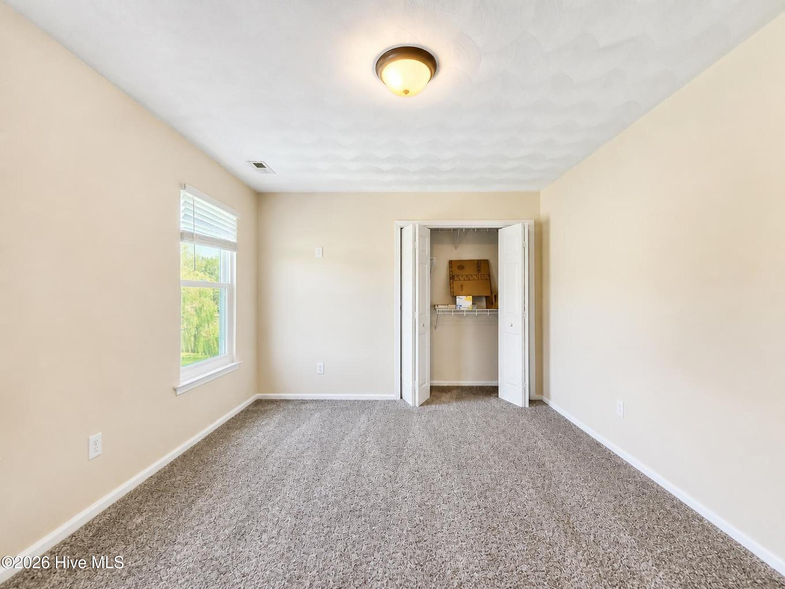 116 Stedman Lane E Property Photo 14