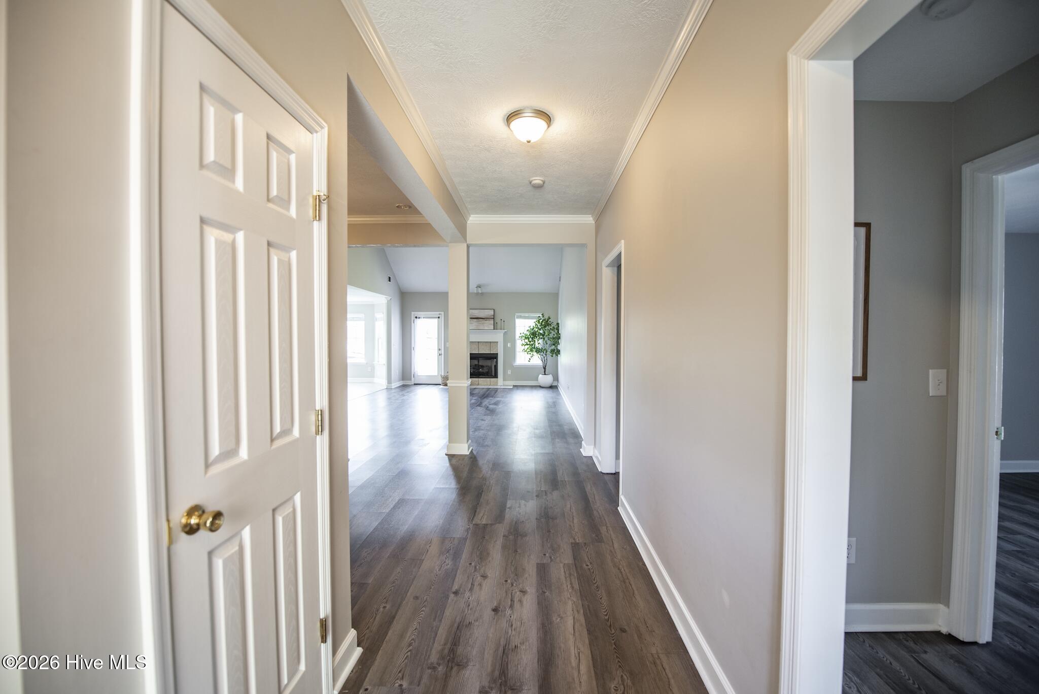 702 Wickham Drive Property Photo 4