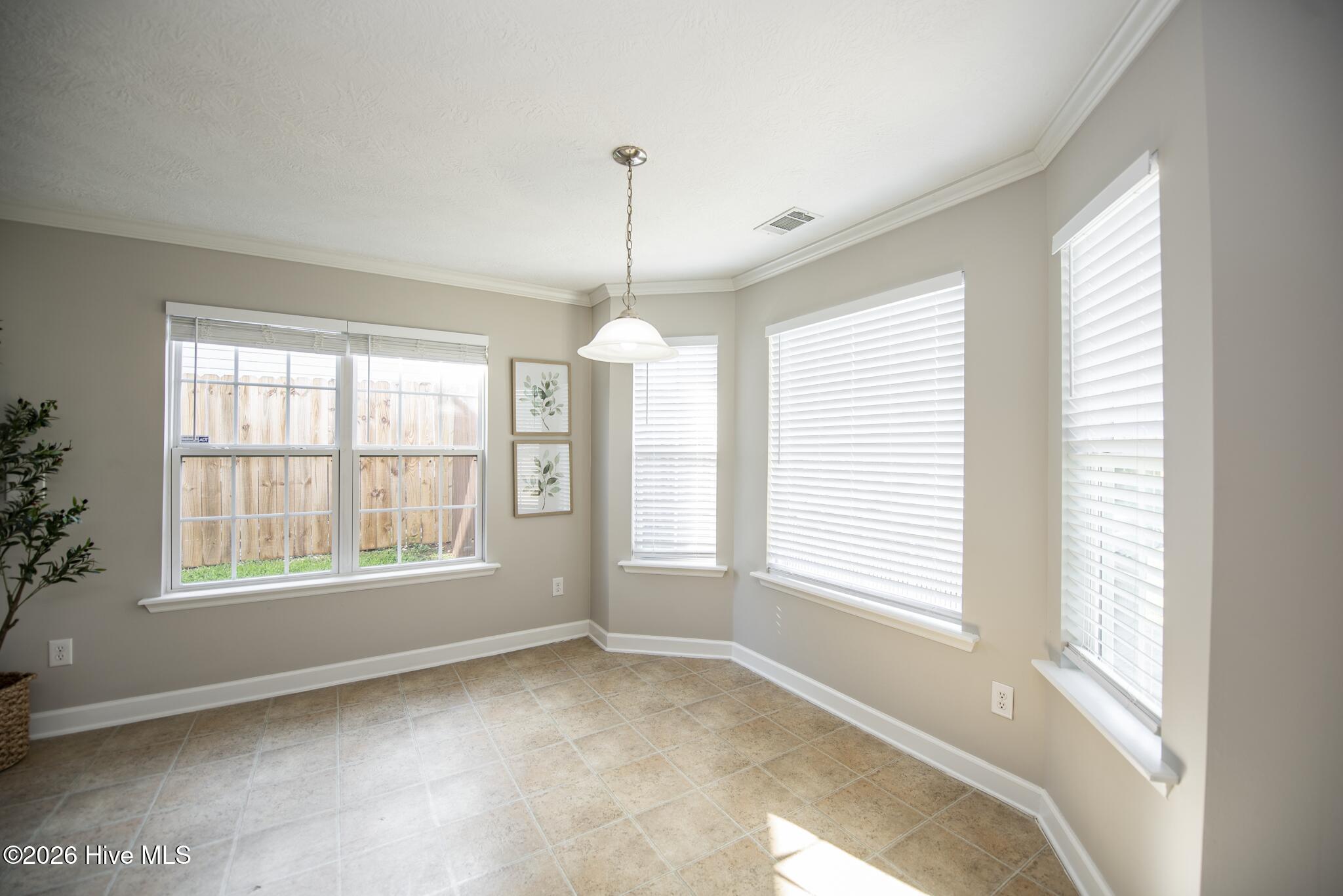 702 Wickham Drive Property Photo 27