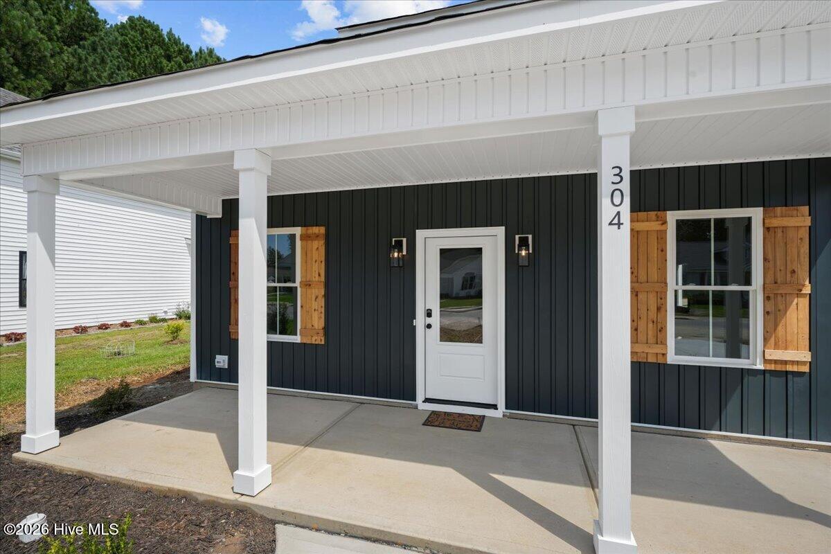304 S Sycamore Street Property Photo 2