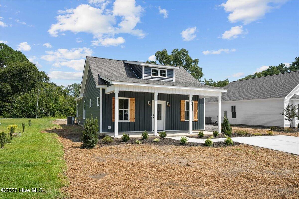 304 S Sycamore Street Property Photo 4