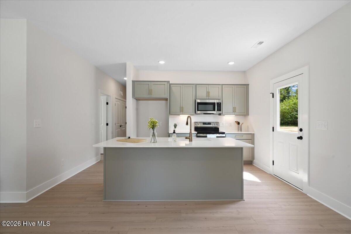 304 S Sycamore Street Property Photo 6