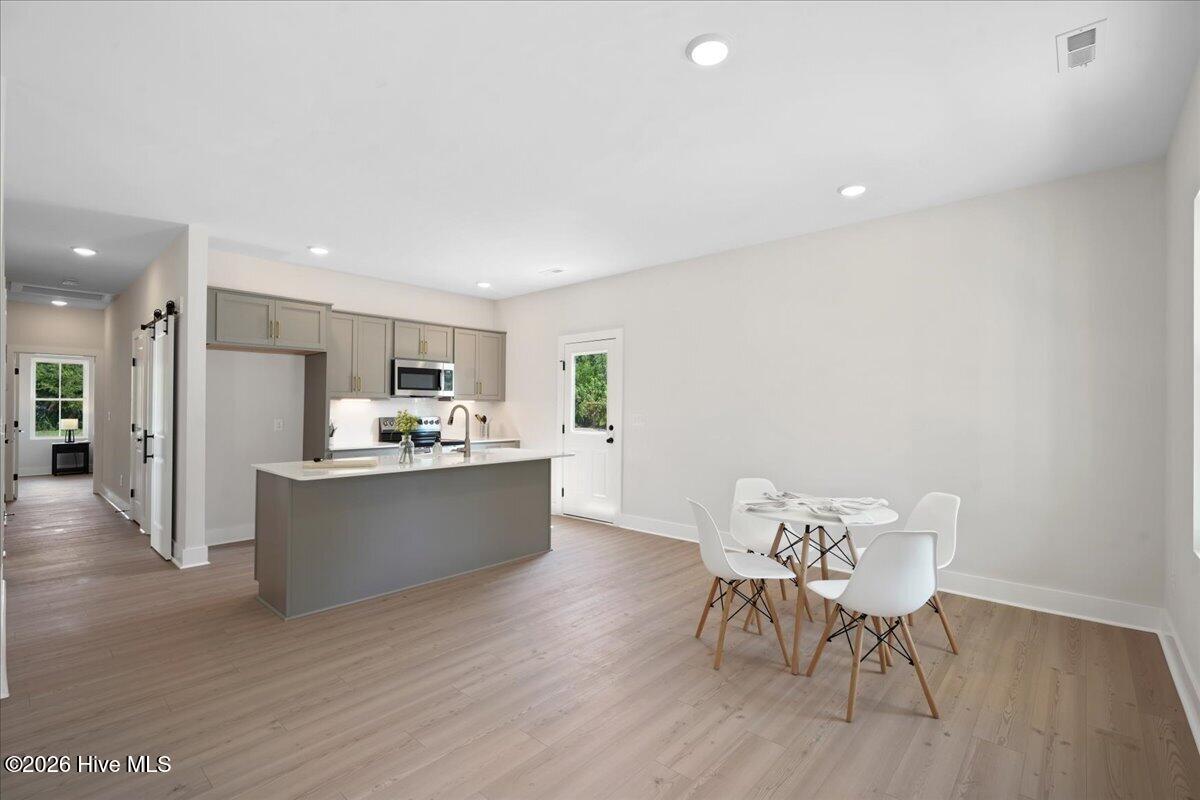304 S Sycamore Street Property Photo 14