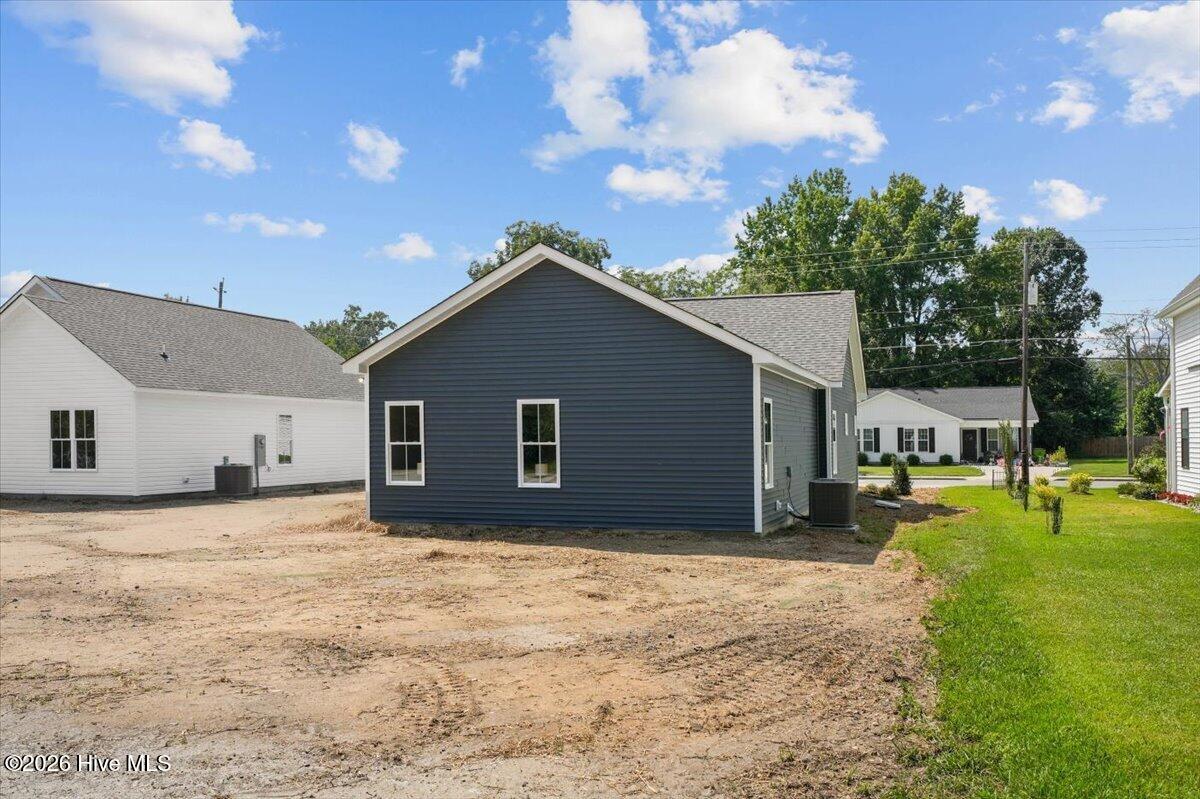 304 S Sycamore Street Property Photo 30