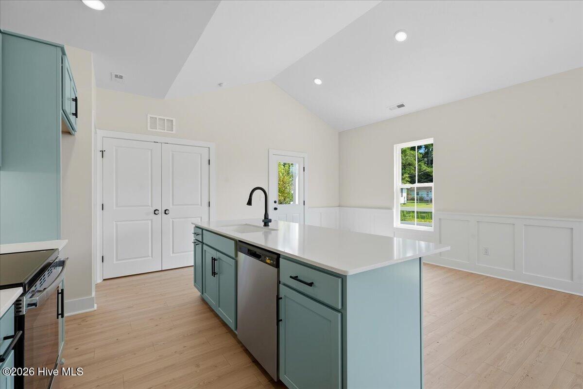 306 S Sycamore Street Property Photo 11
