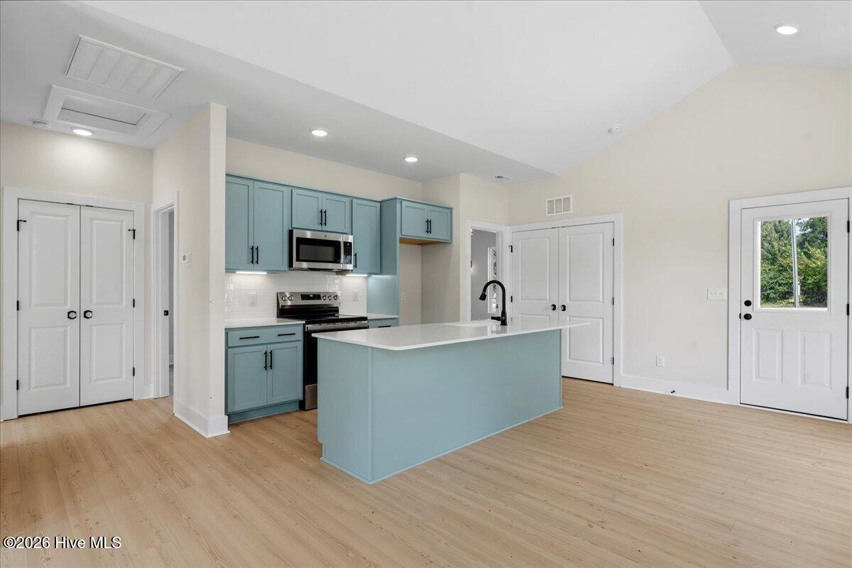 306 S Sycamore Street Property Photo 12