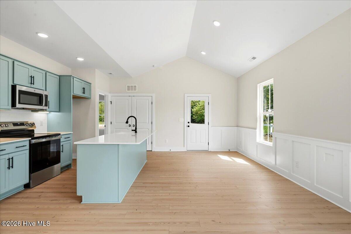 306 S Sycamore Street Property Photo 15