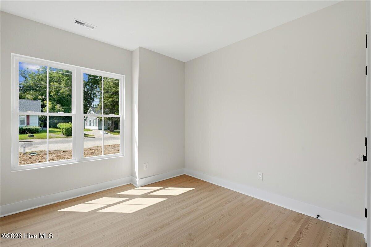 306 S Sycamore Street Property Photo 26