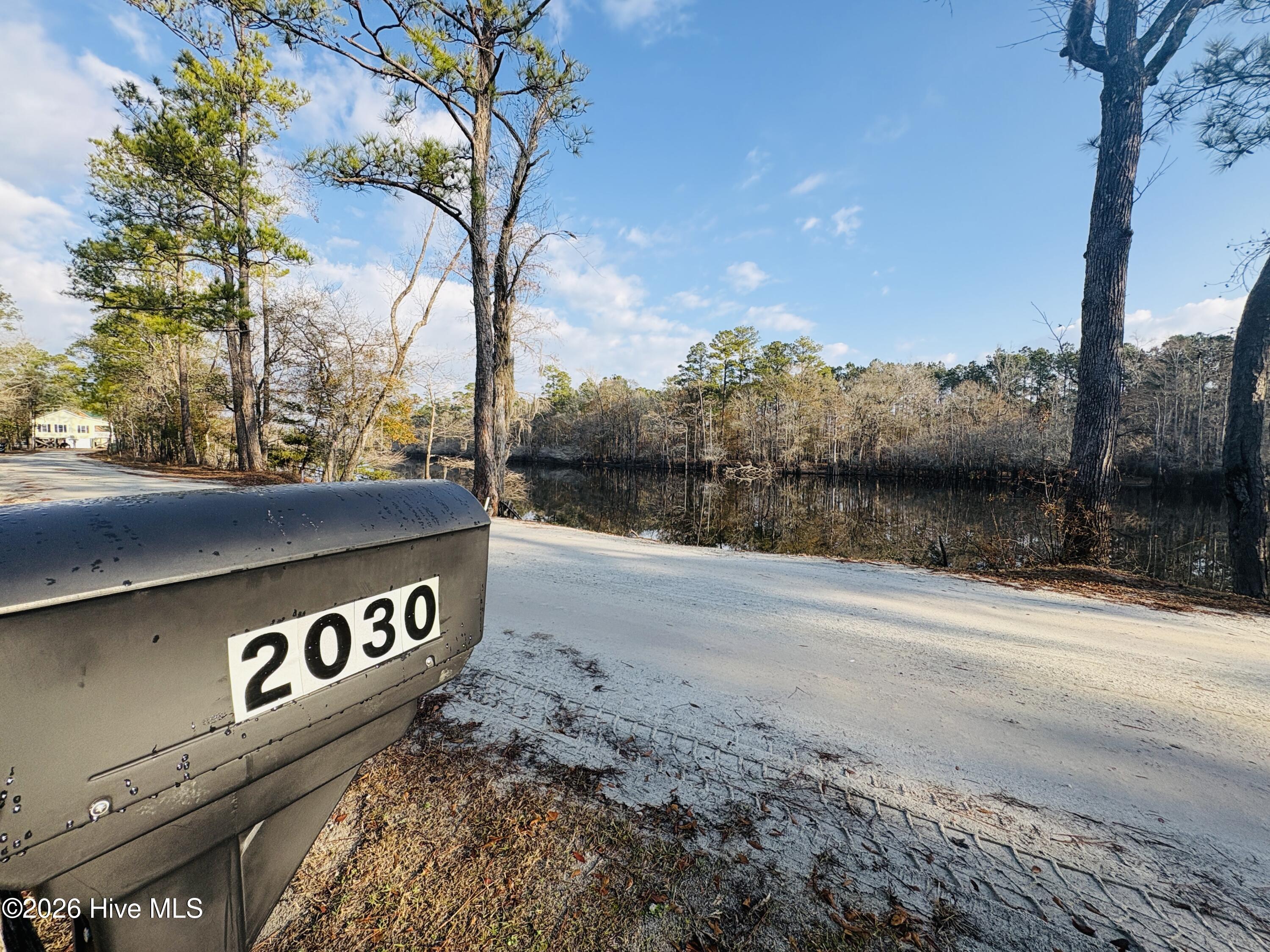 2030 4 River Road Property Photo 2