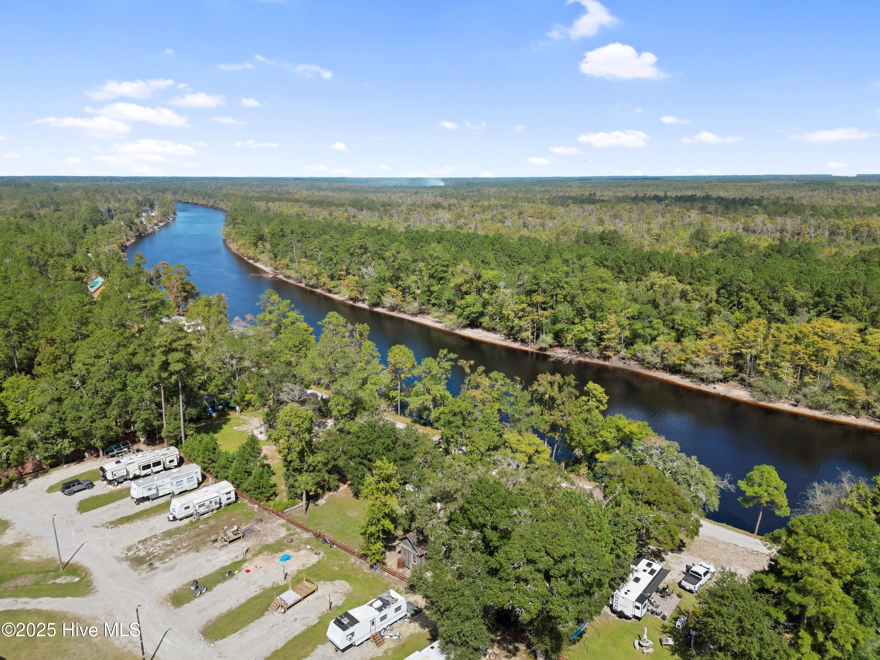 2030 4 River Road Property Photo 9