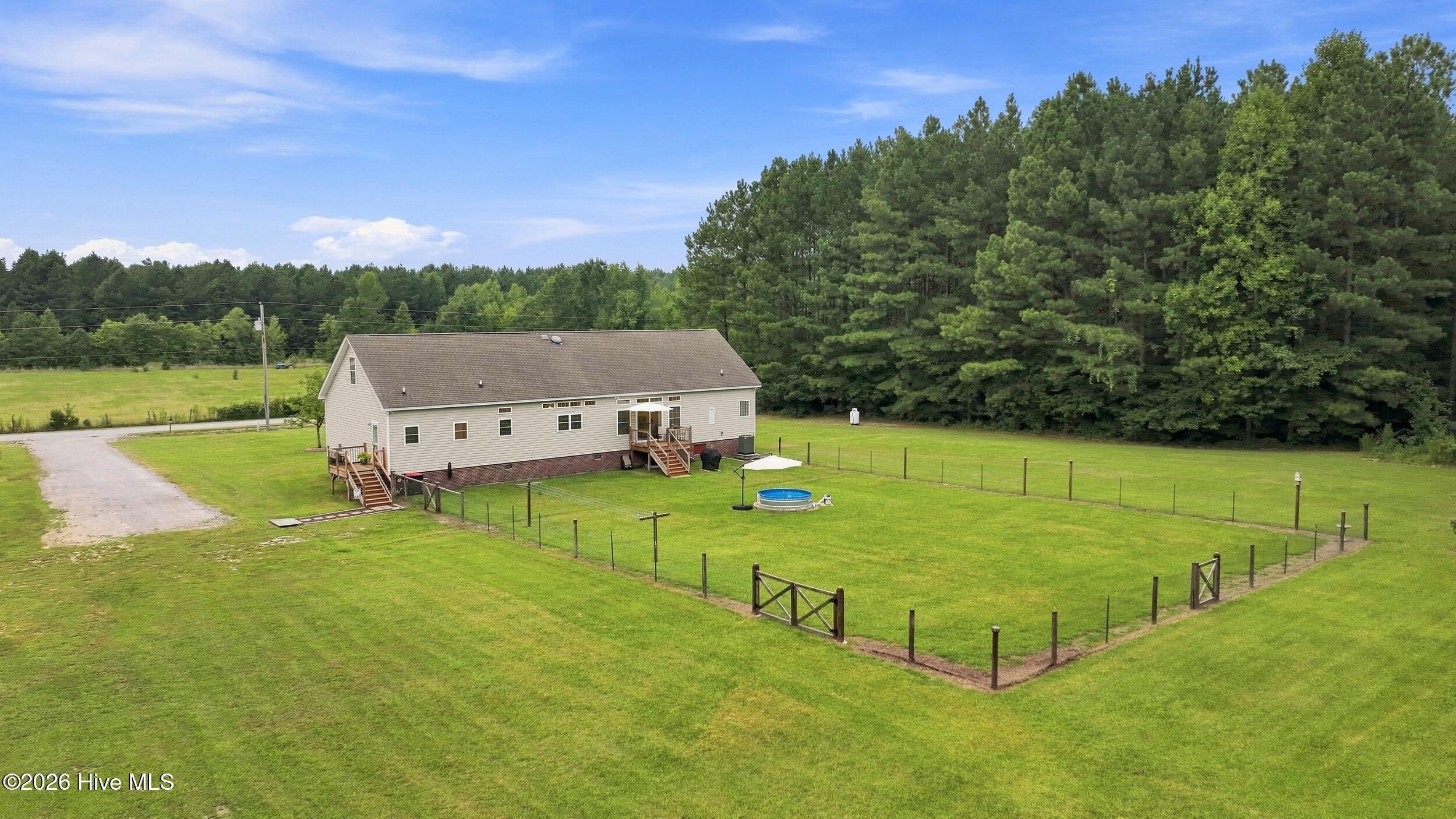 74 Blue Sky Lane Property Photo 5