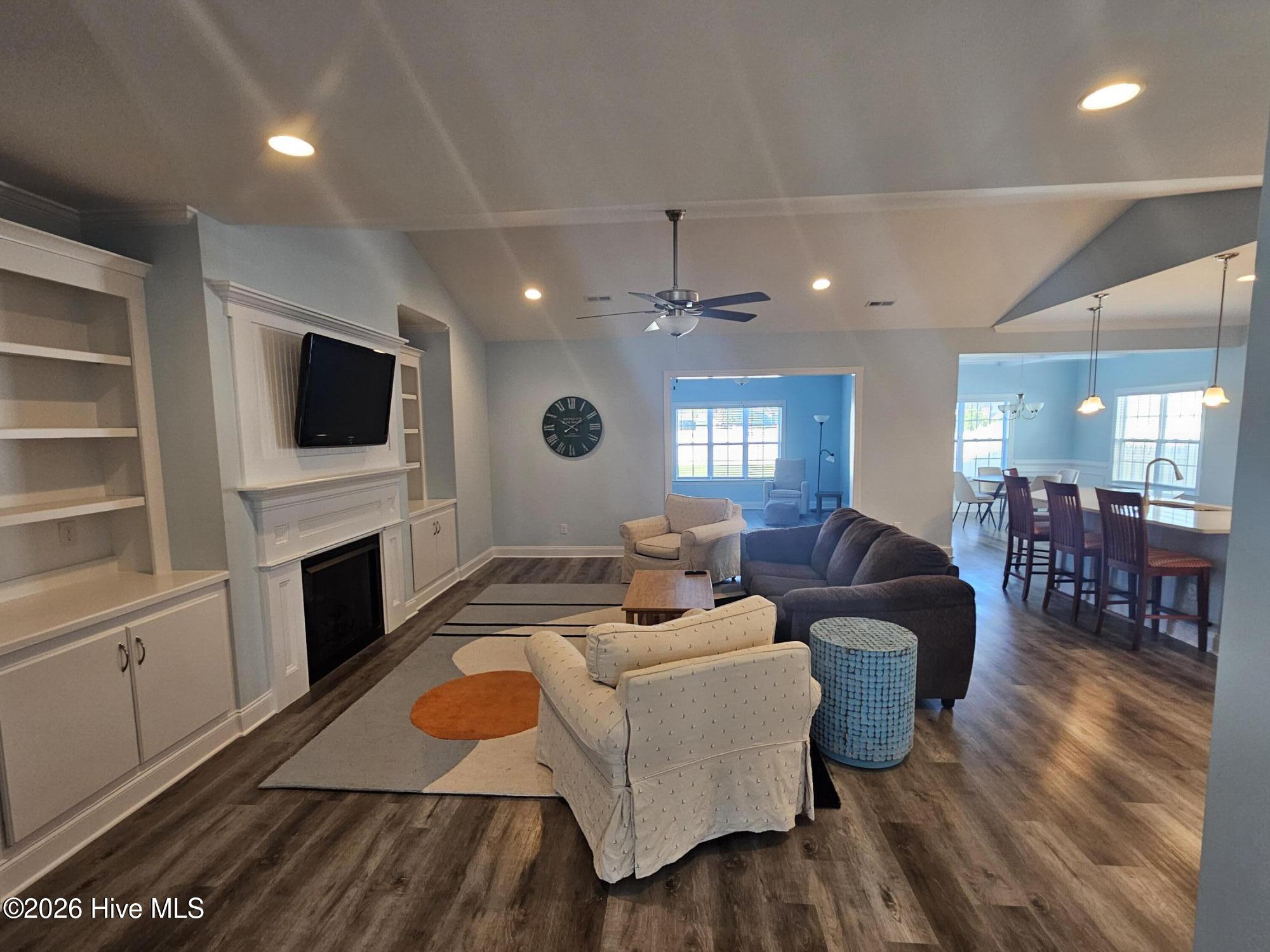 312 Lightning Bug Lane Property Photo 6