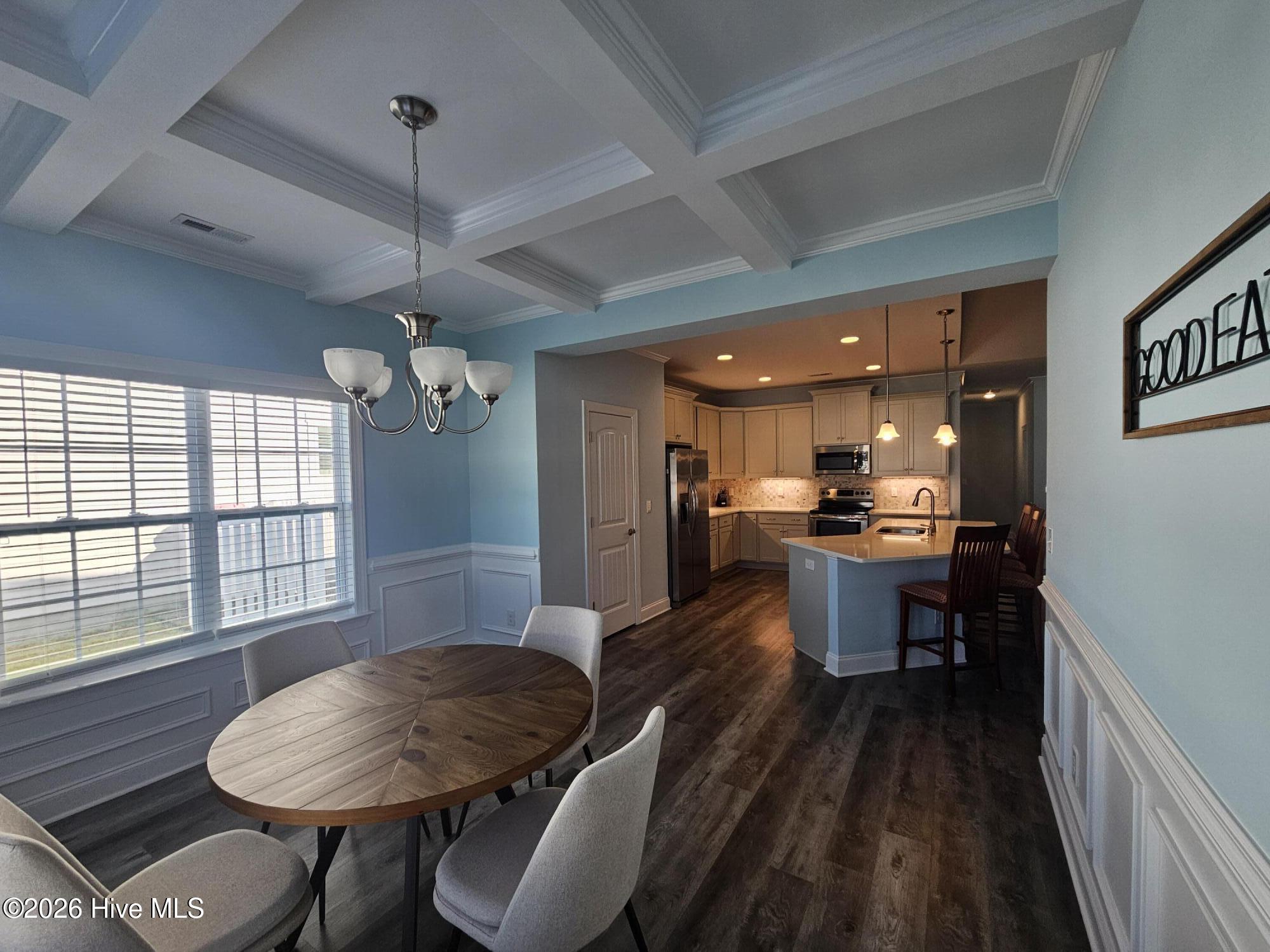 312 Lightning Bug Lane Property Photo 8