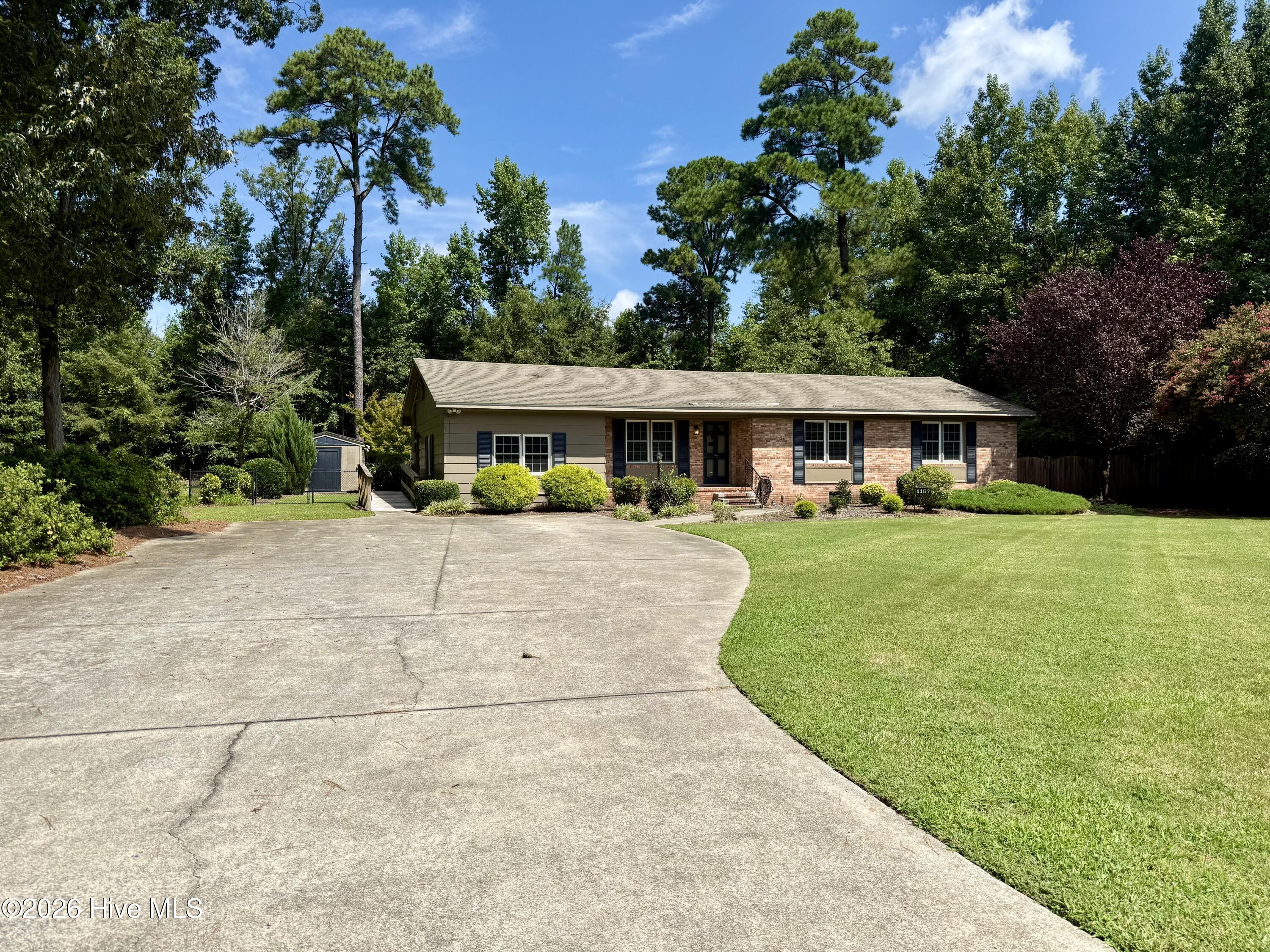 1167 Circle Drive Property Photo 3
