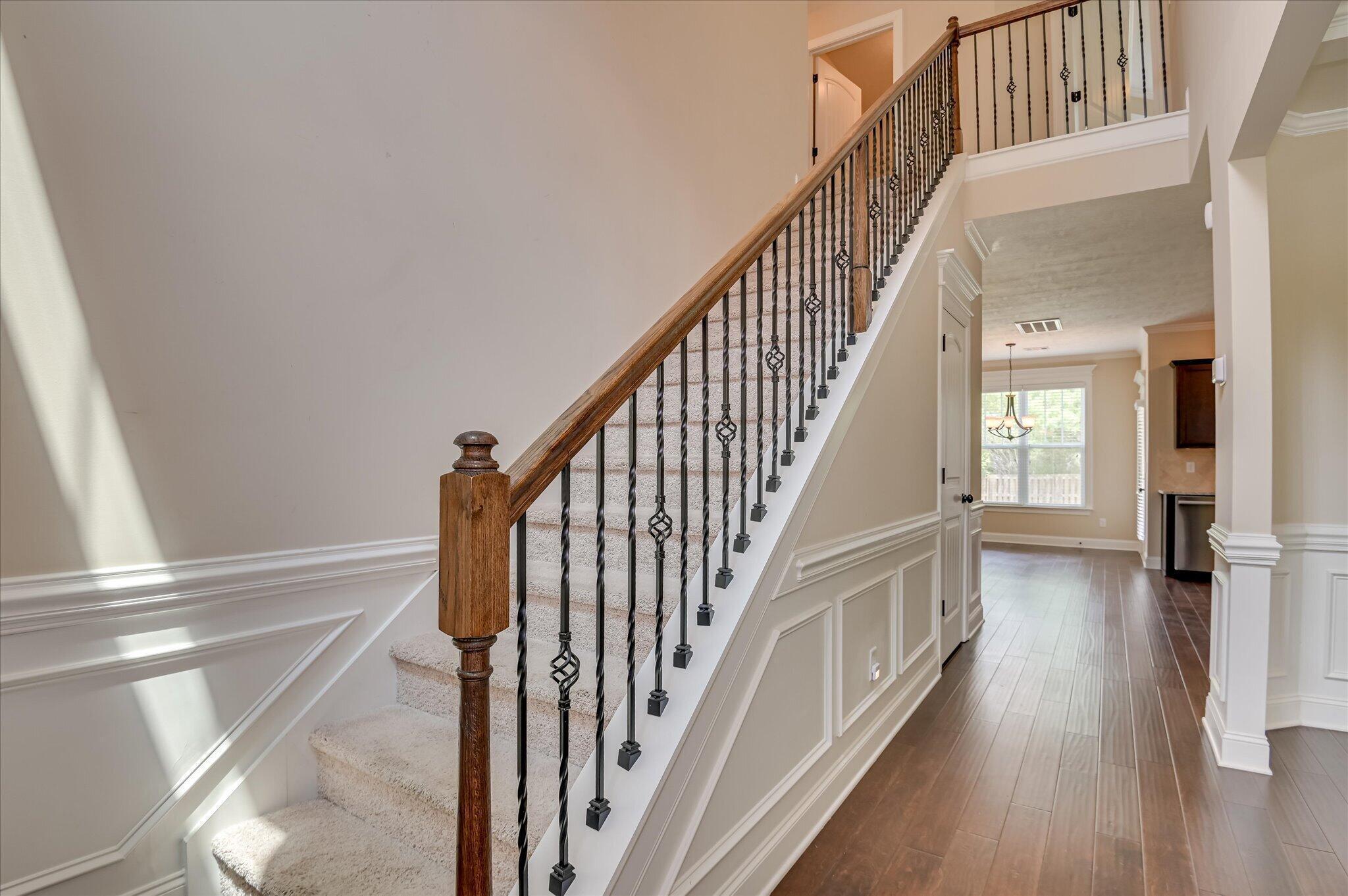 207 Edenbridge Way Property Photo 23