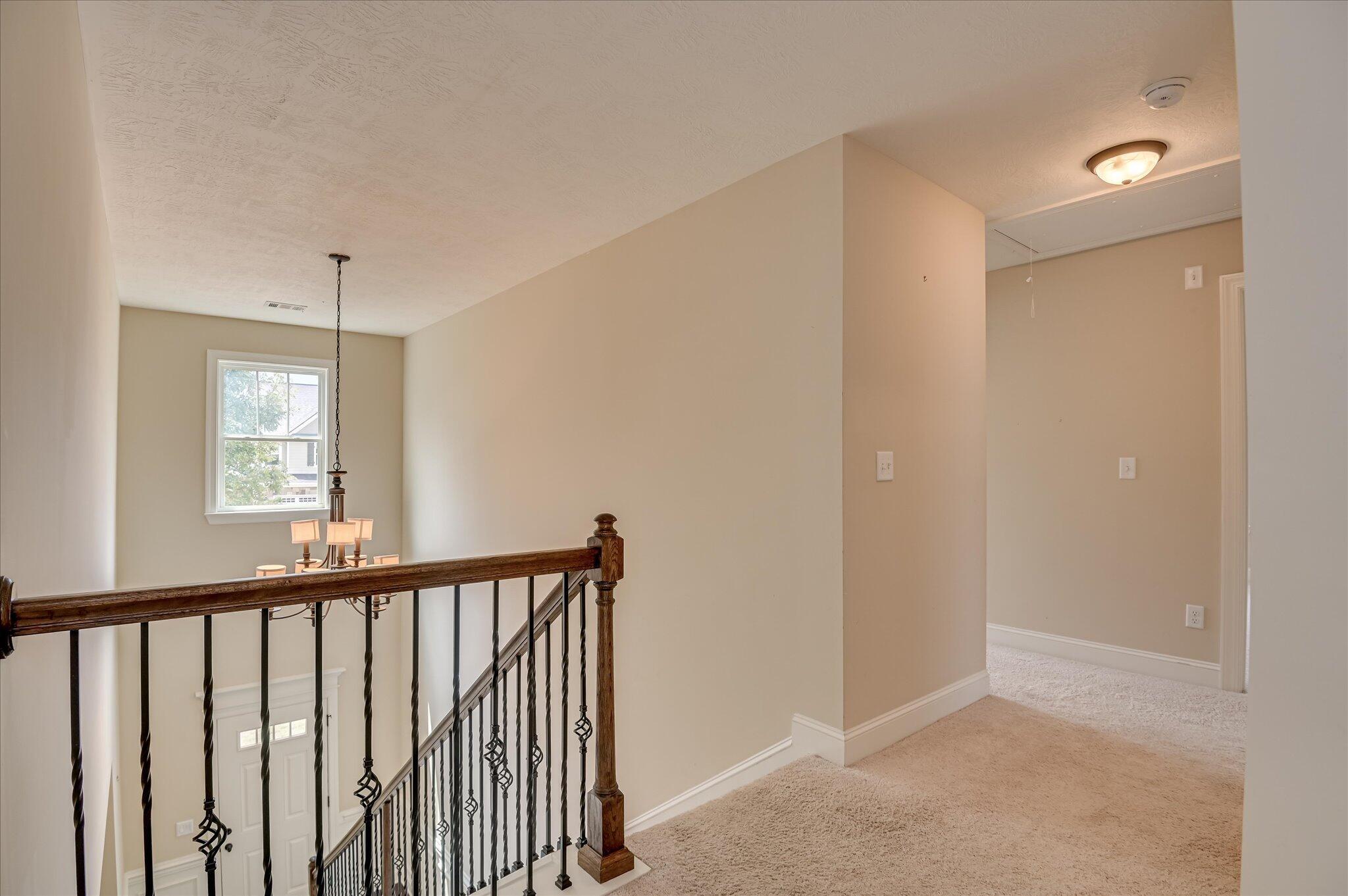 207 Edenbridge Way Property Photo 25