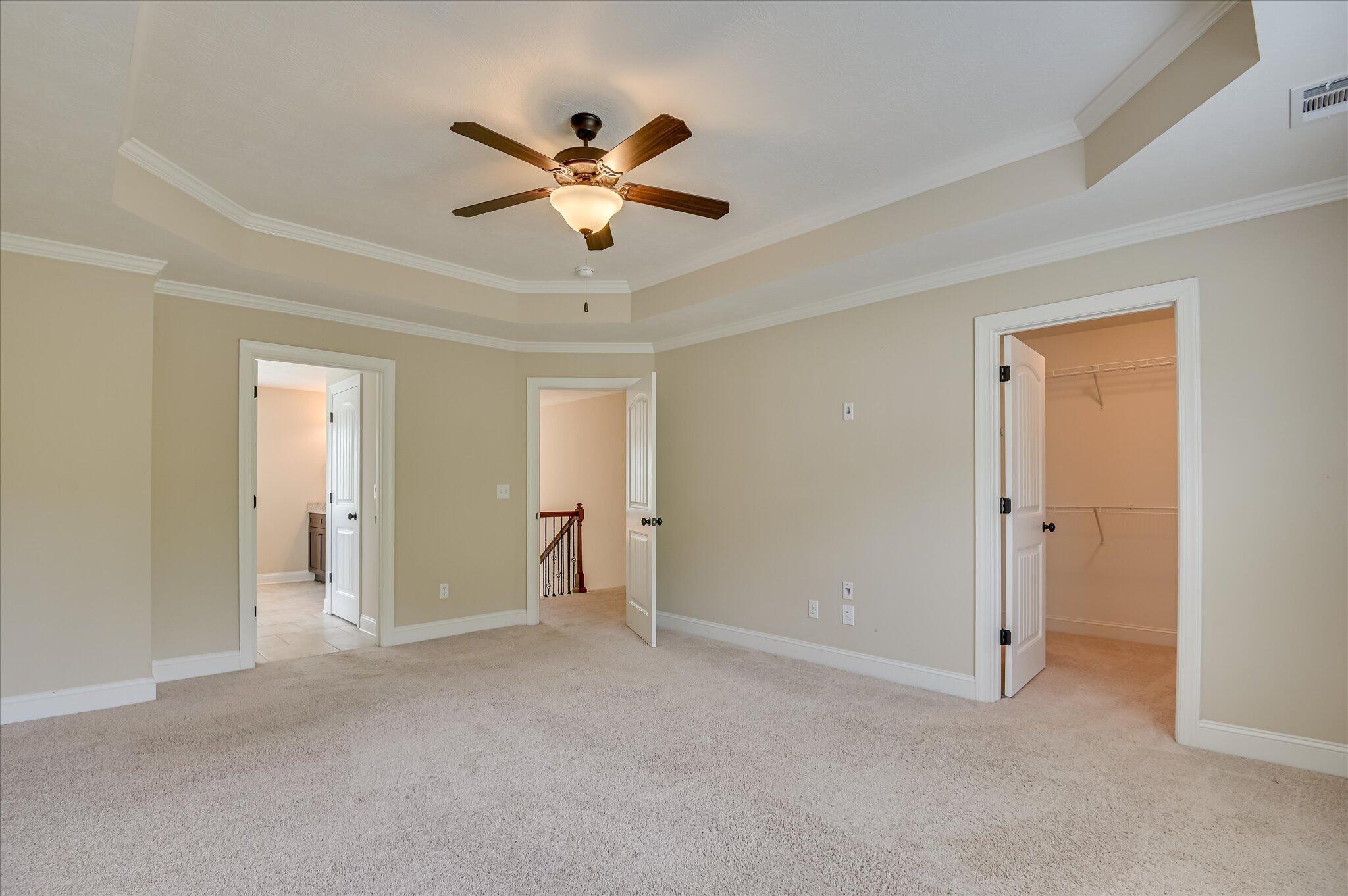 207 Edenbridge Way Property Photo 27