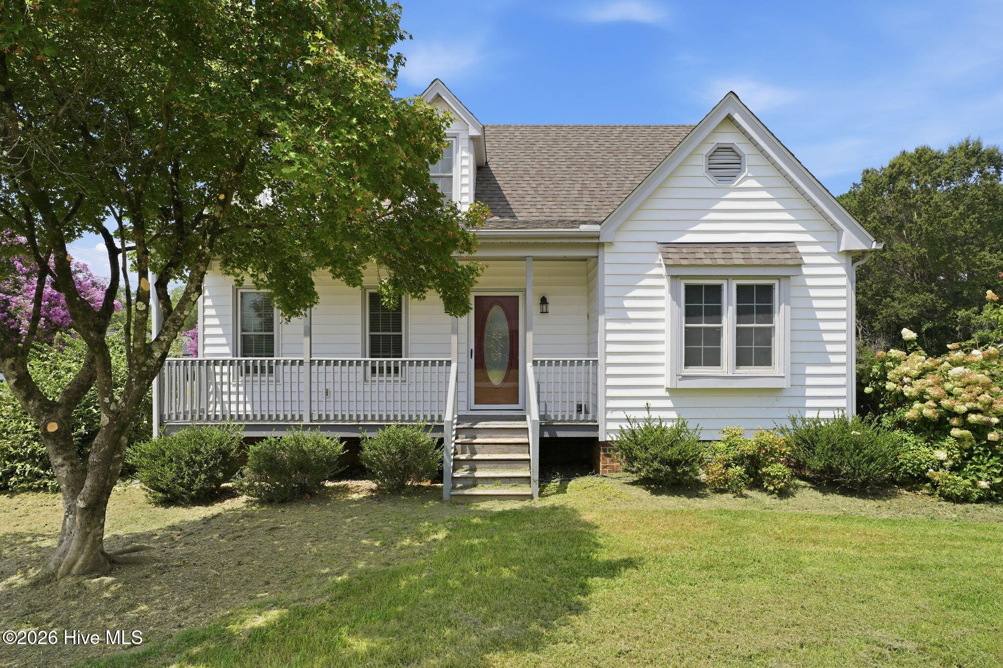 9438 Colonial Drive Property Photo 3