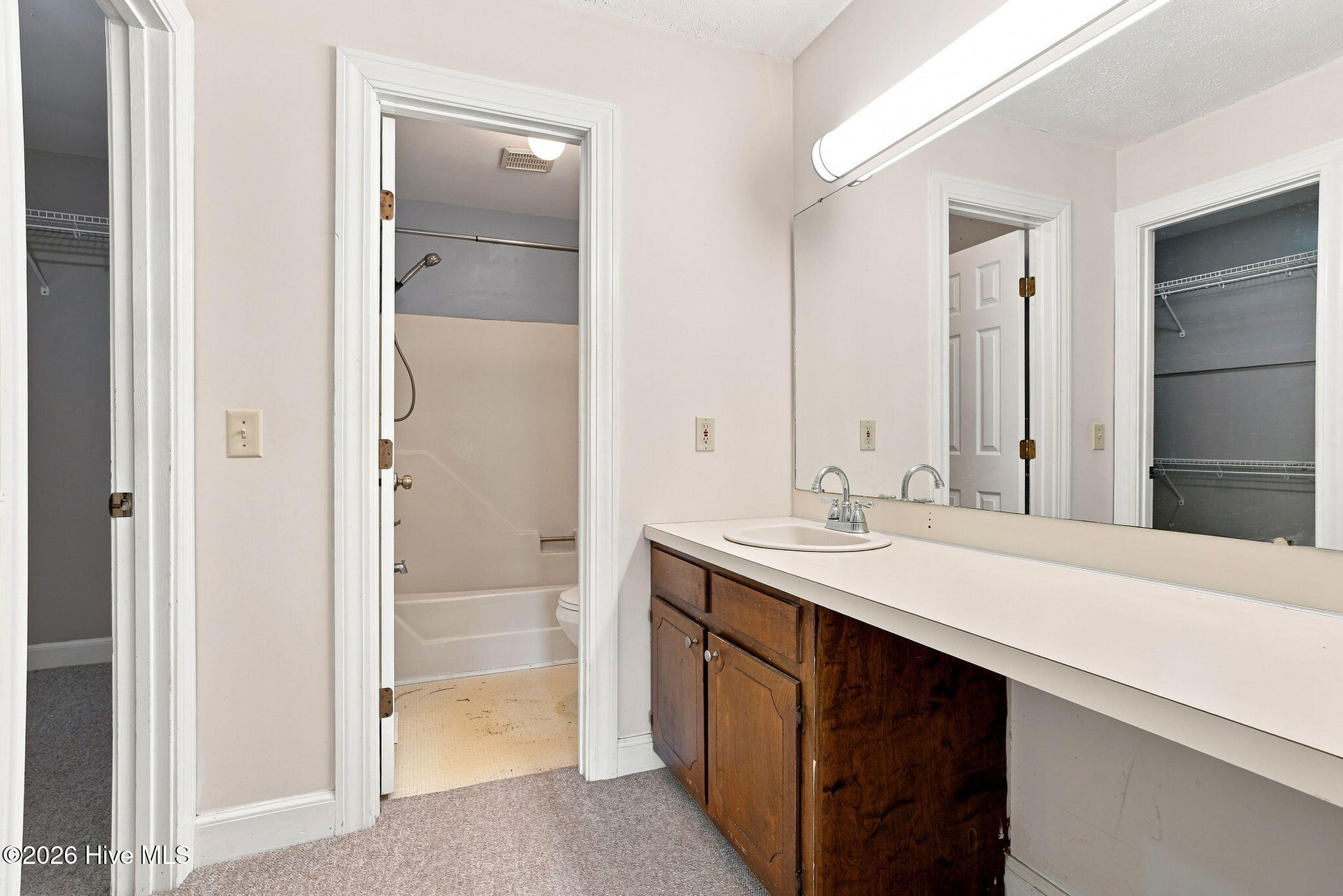 9438 Colonial Drive Property Photo 19