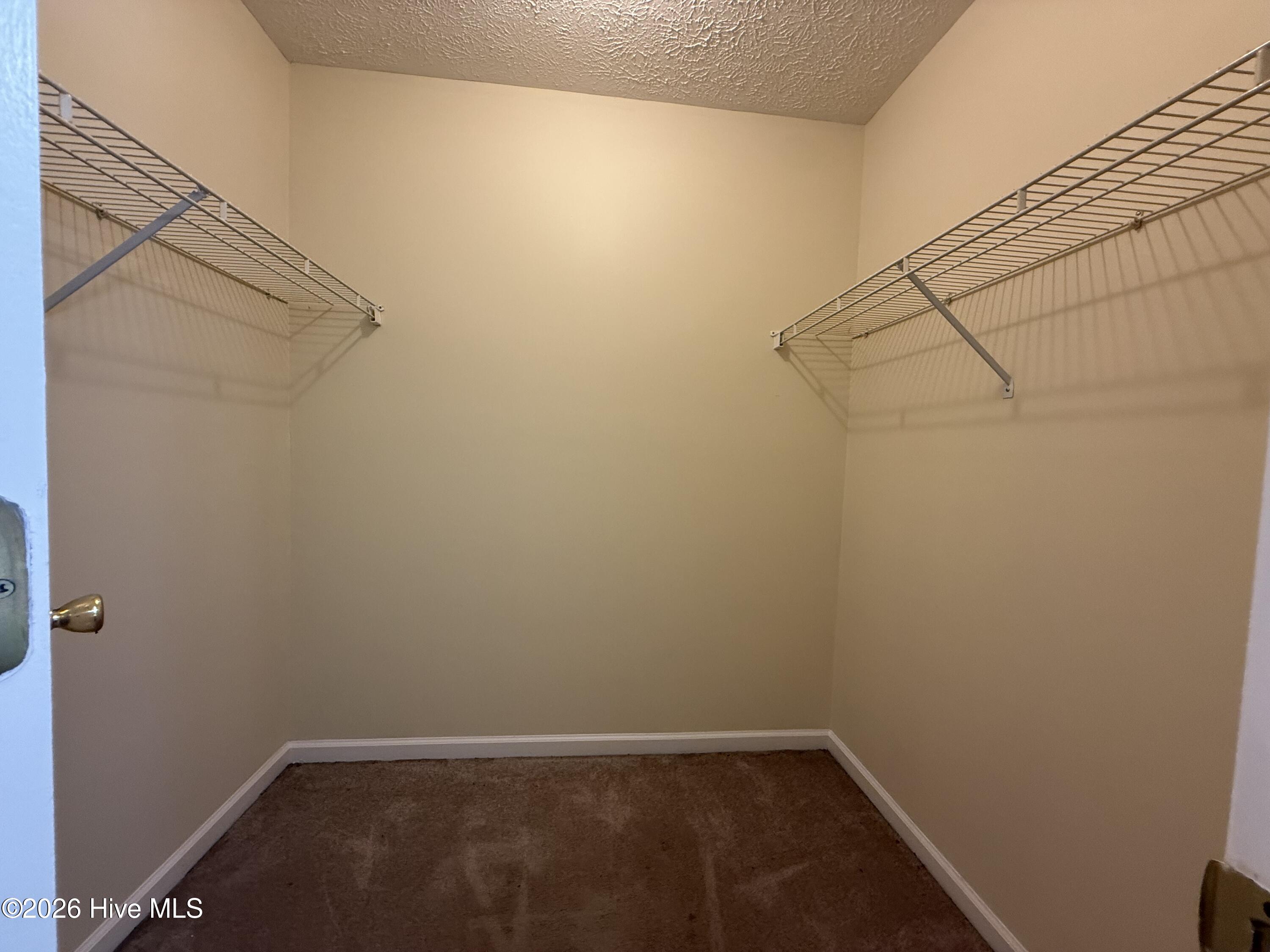 422 King Lane Property Photo 13