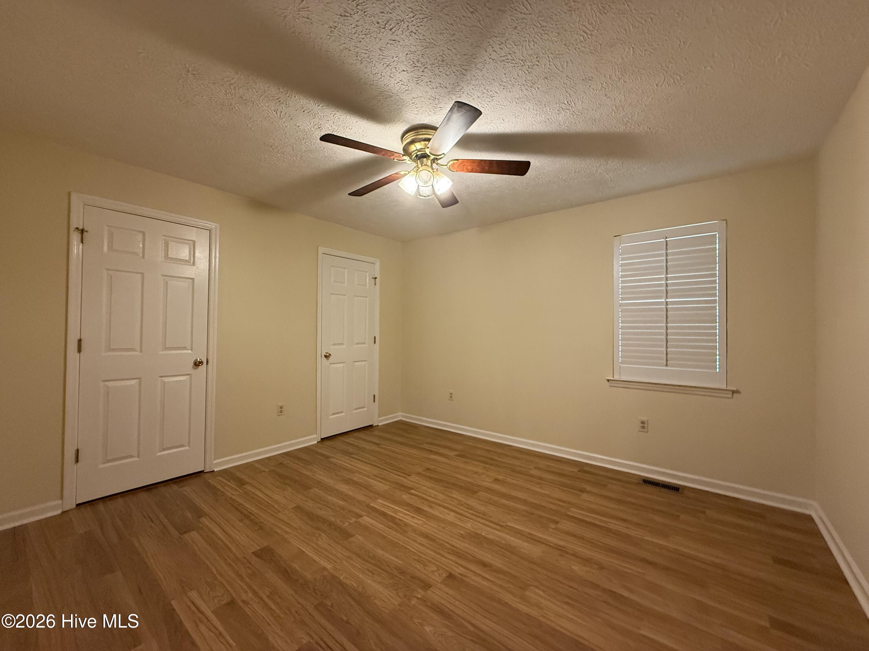 422 King Lane Property Photo 14