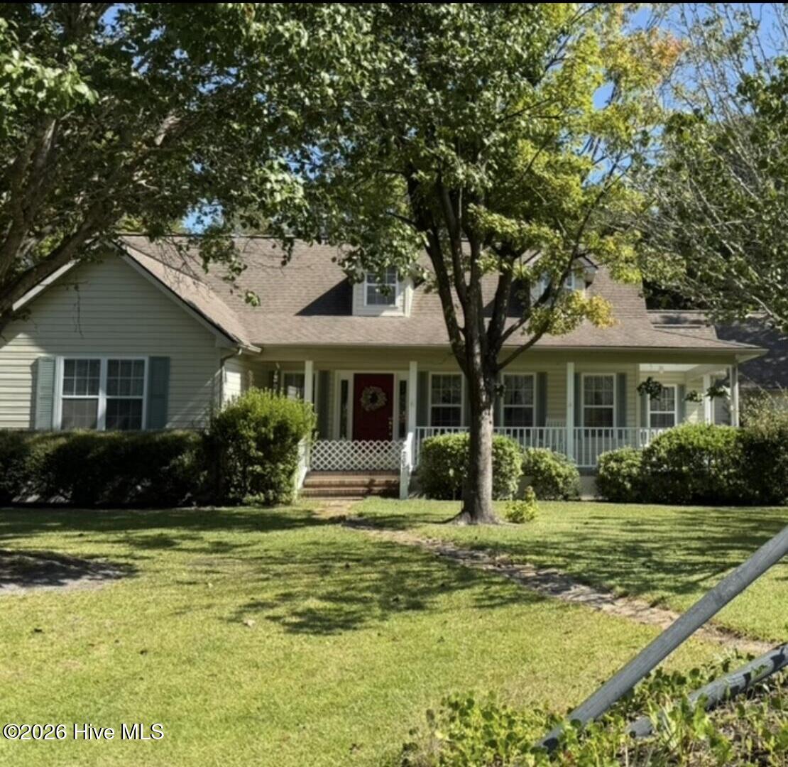 202 Meadows Lane Property Photo 3
