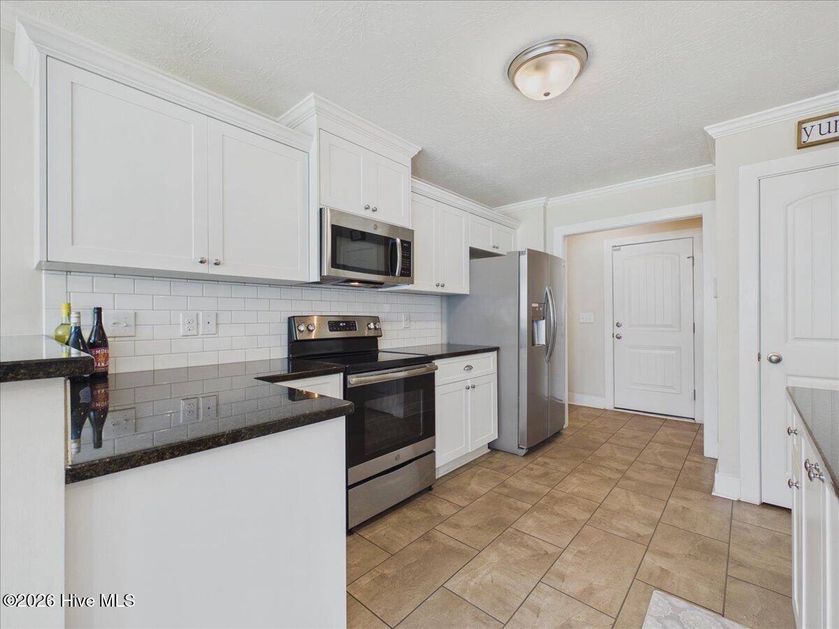 7021 Hanford Drive Property Photo 14