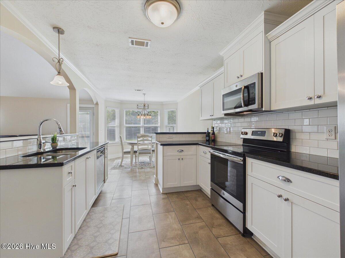 7021 Hanford Drive Property Photo 15