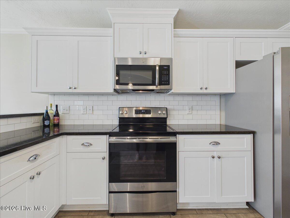 7021 Hanford Drive Property Photo 16