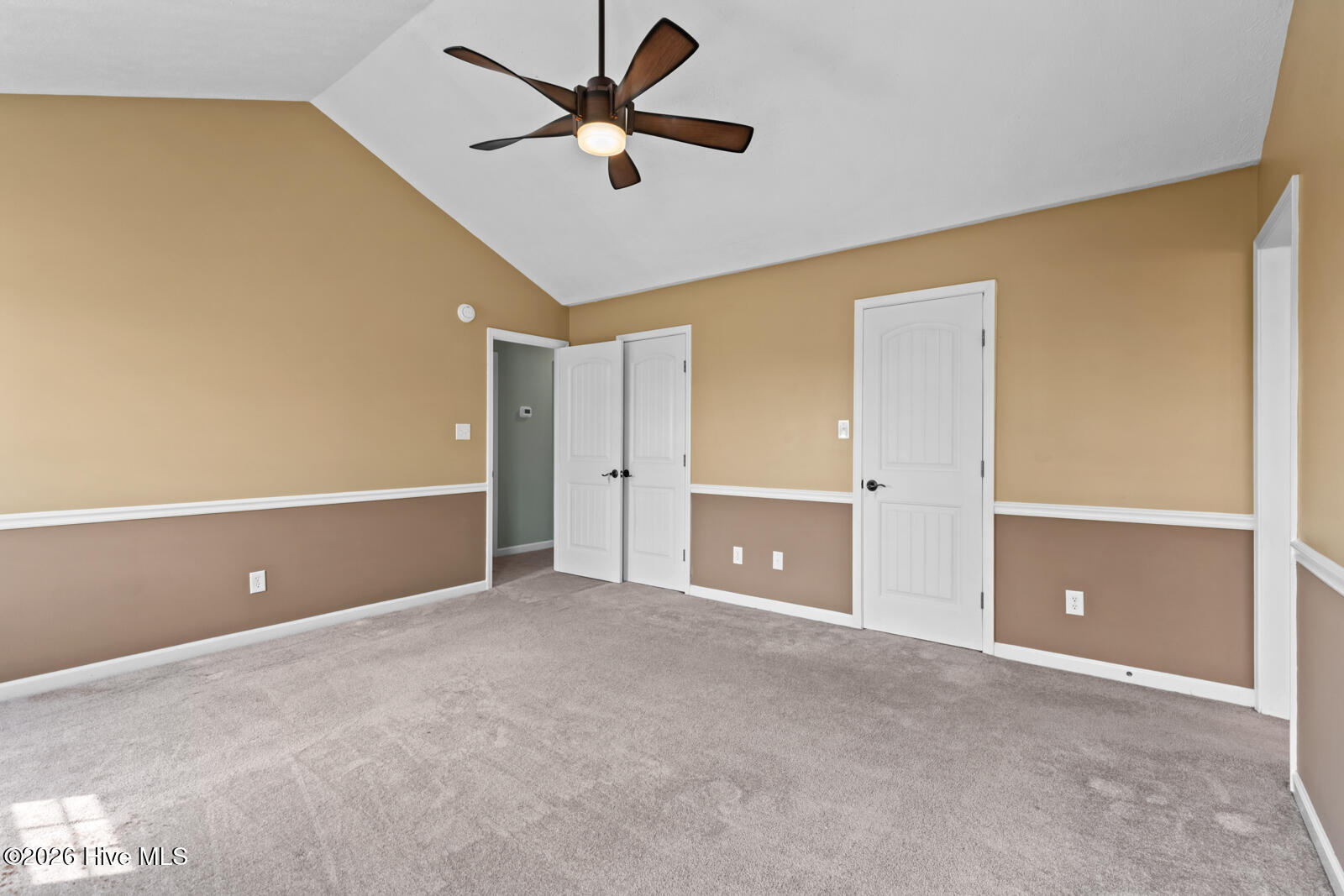 101 New Castle Drive Property Photo 25