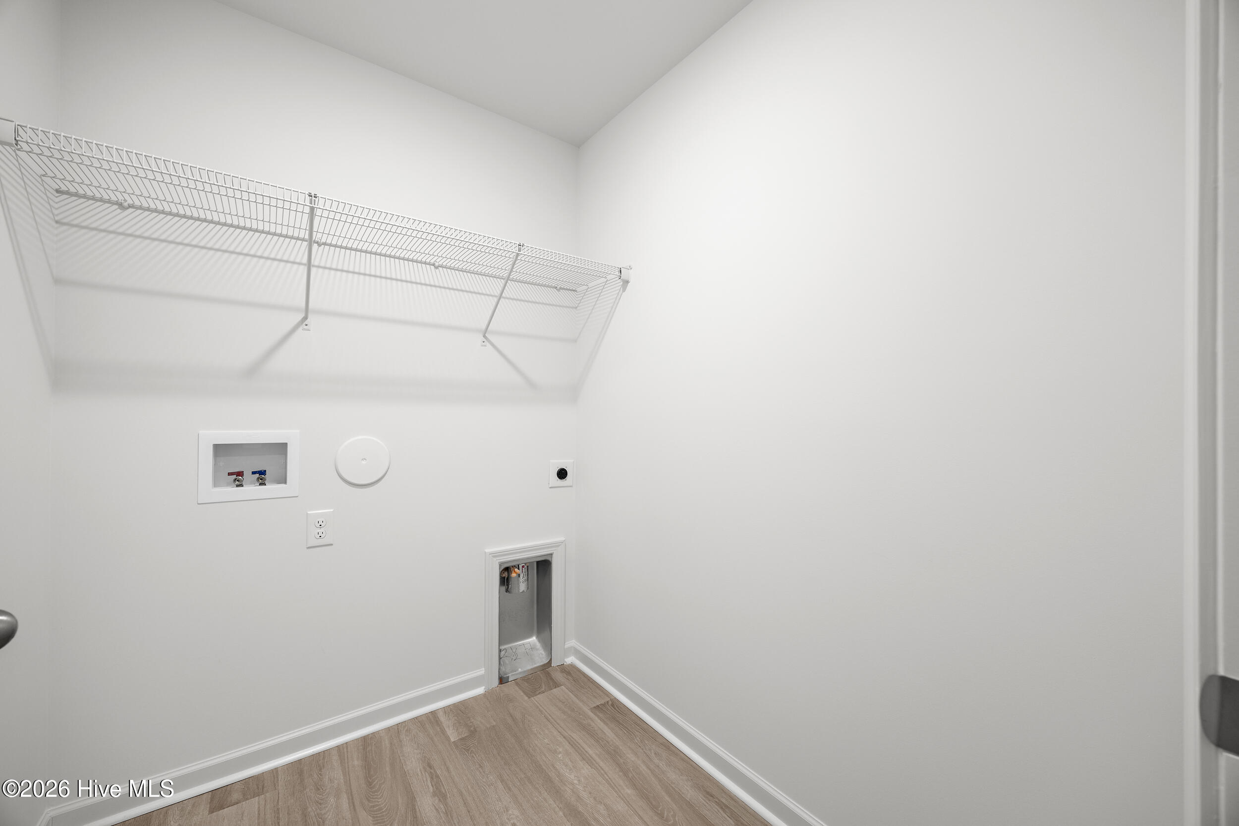 861 Parkway Drive 214 Property Photo 15