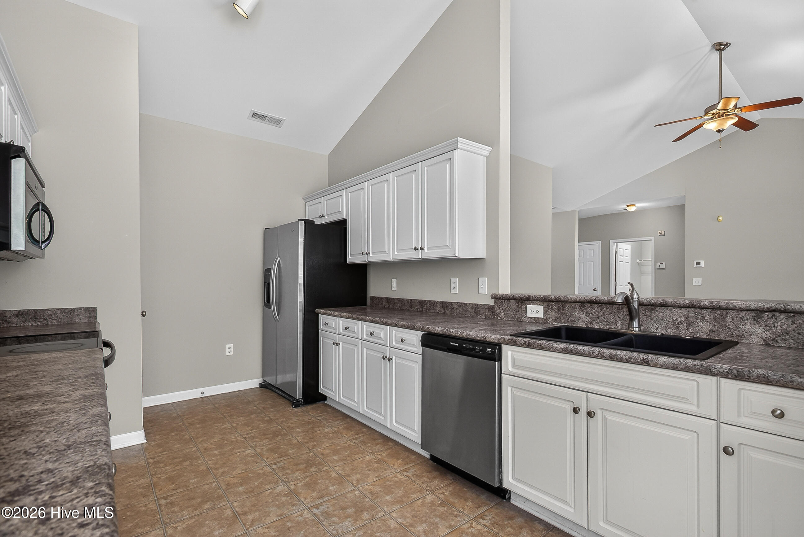 145 Spring Leaf Lane Property Photo 11