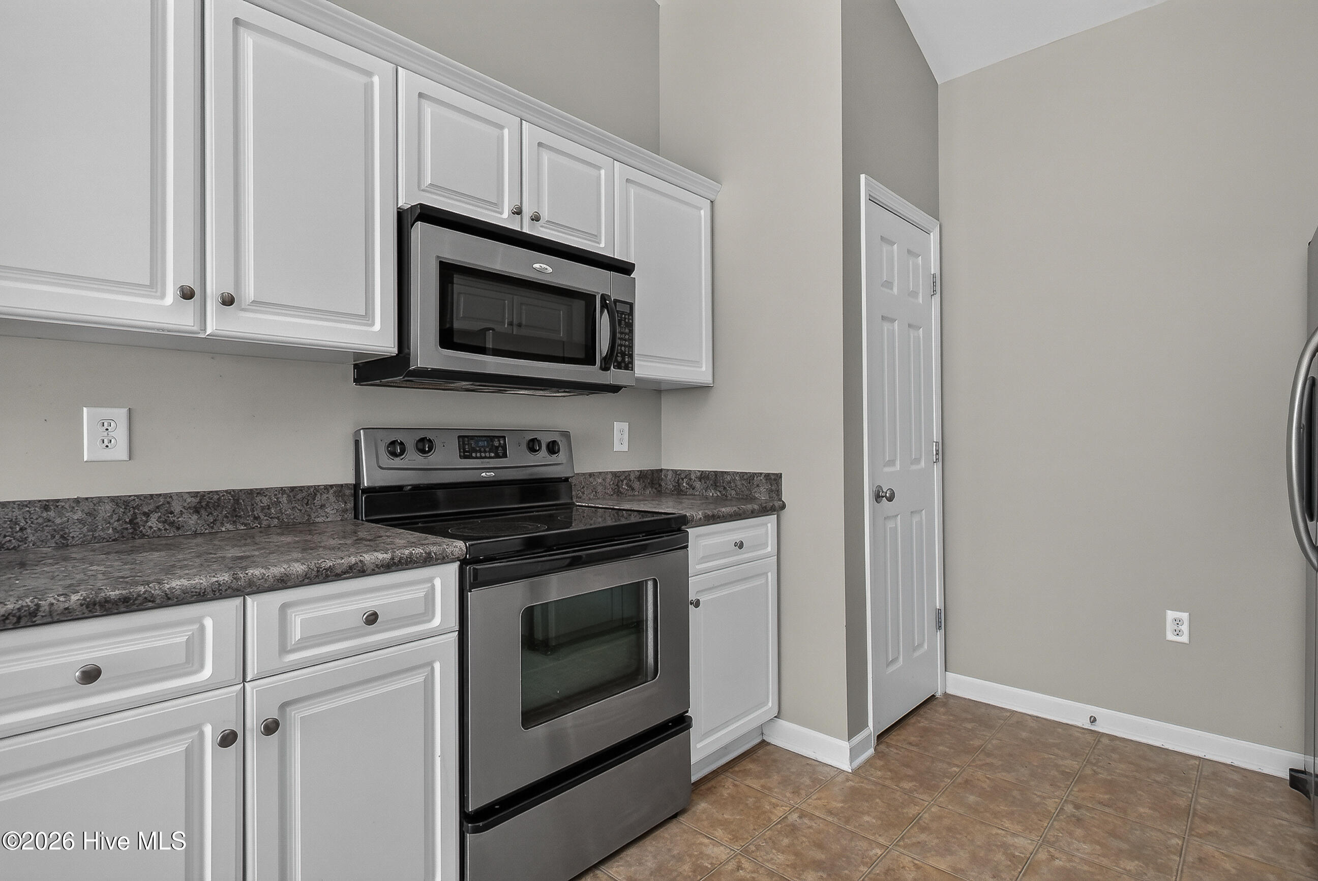 145 Spring Leaf Lane Property Photo 12