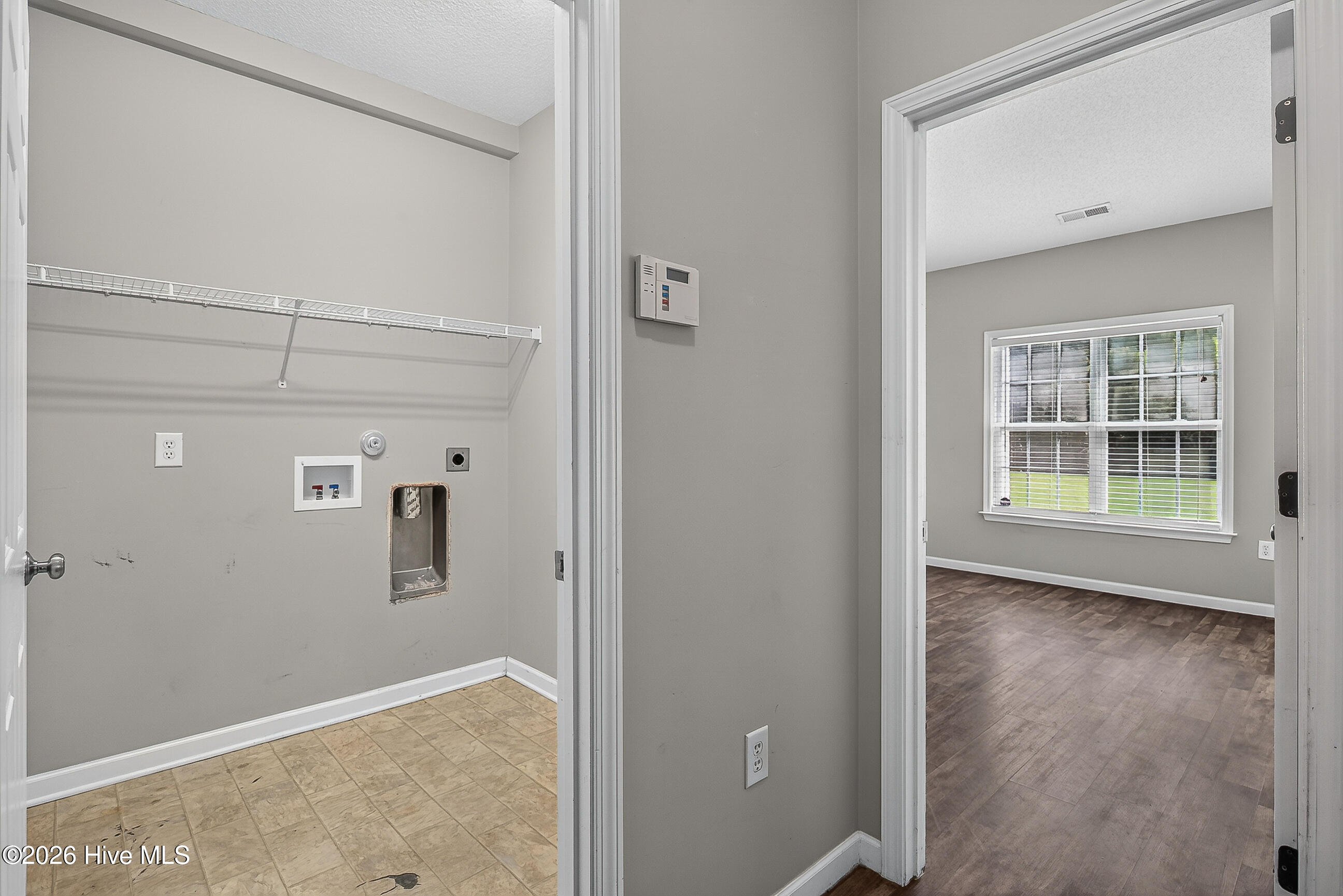 145 Spring Leaf Lane Property Photo 14