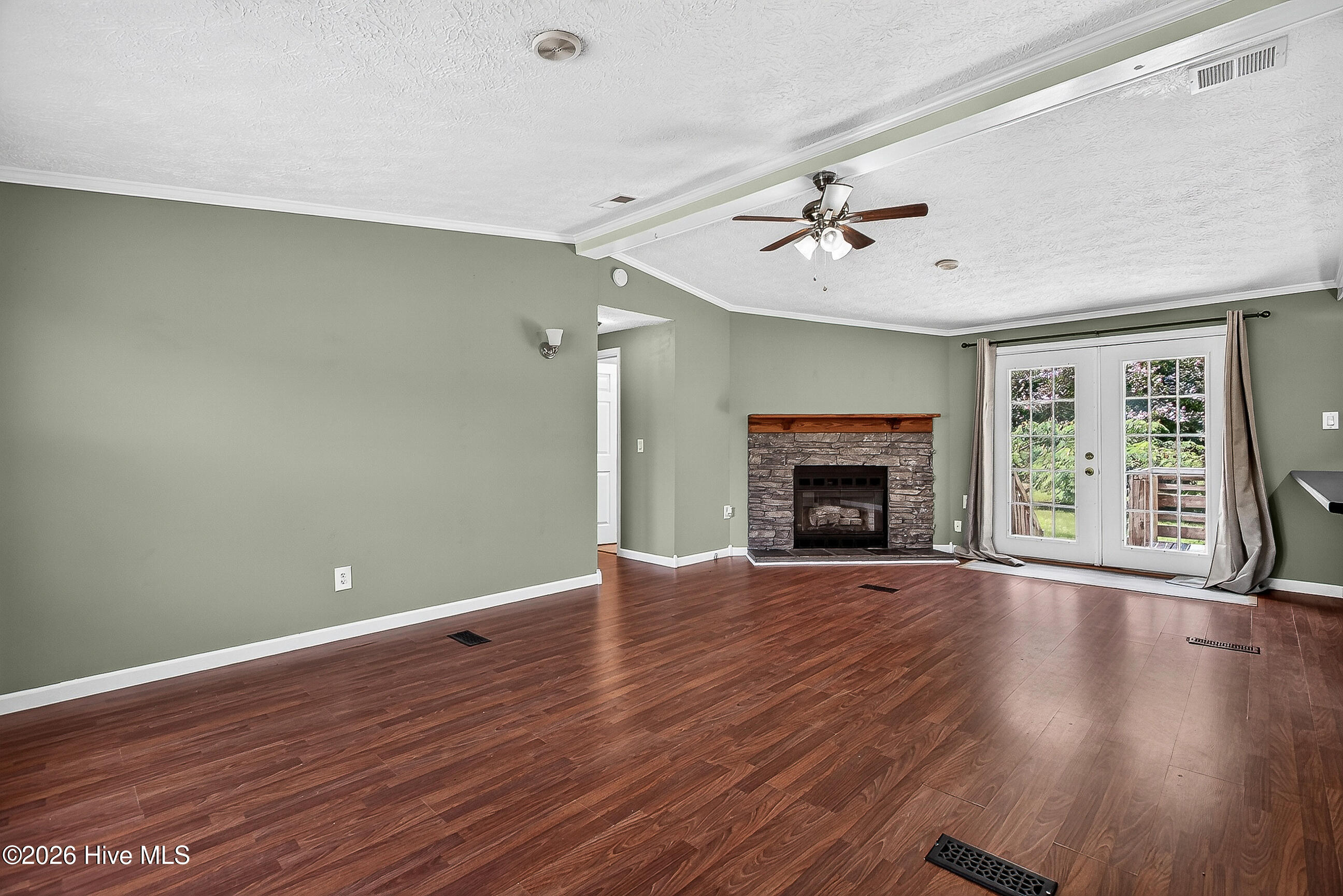 102 Seabird Lane Property Photo 6