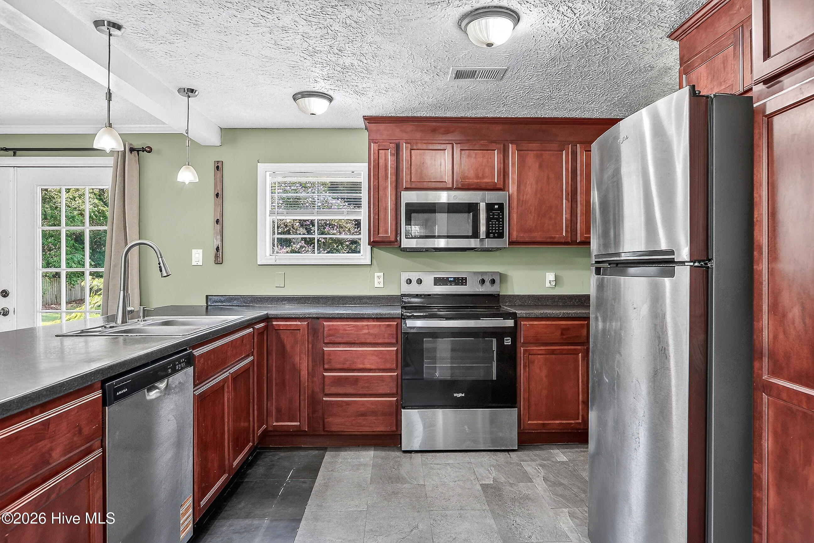 102 Seabird Lane Property Photo 14