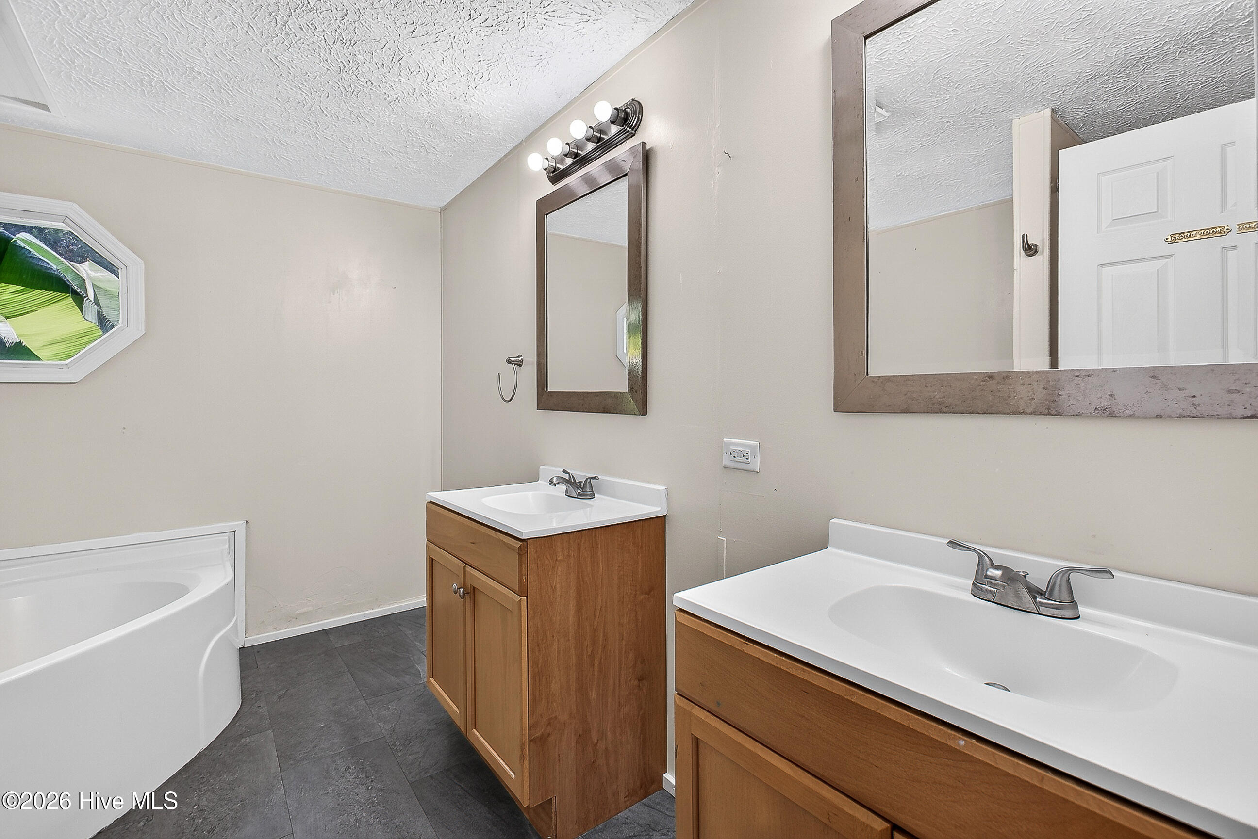 102 Seabird Lane Property Photo 20